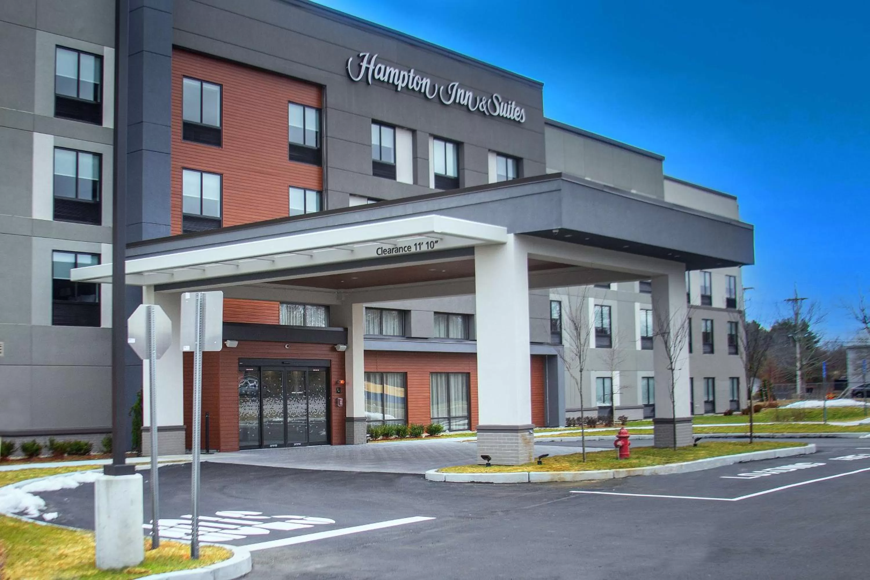 Property building in Hampton Inn North Attleboro, Ma