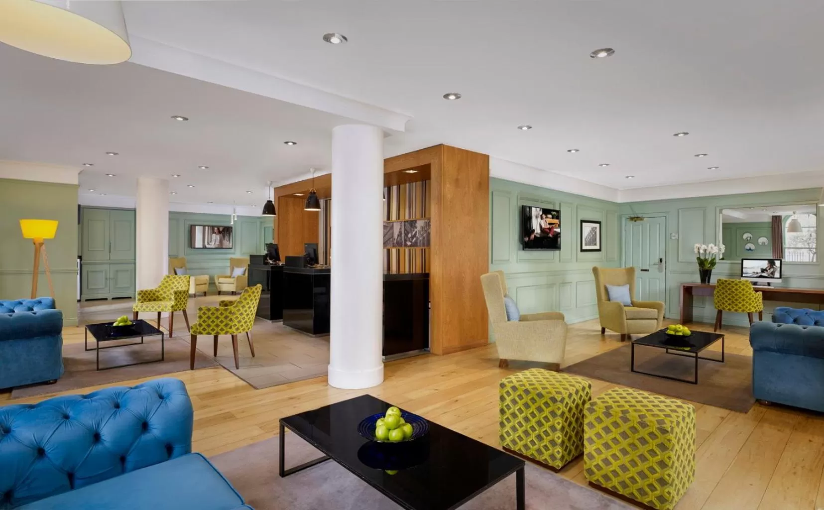 Lobby or reception in Citadines South Kensington London