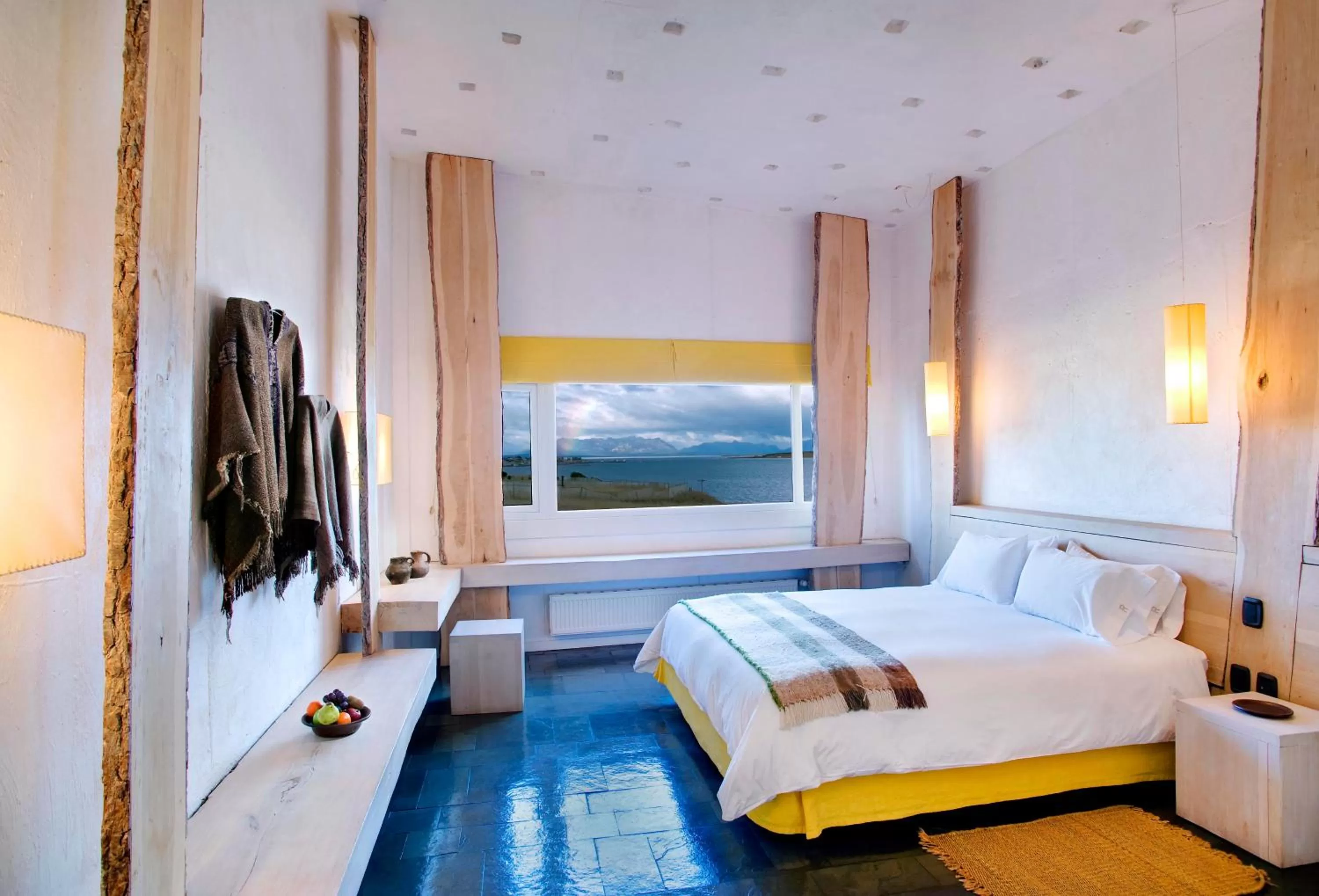 Photo of the whole room, Bed in Remota Patagonia Lodge