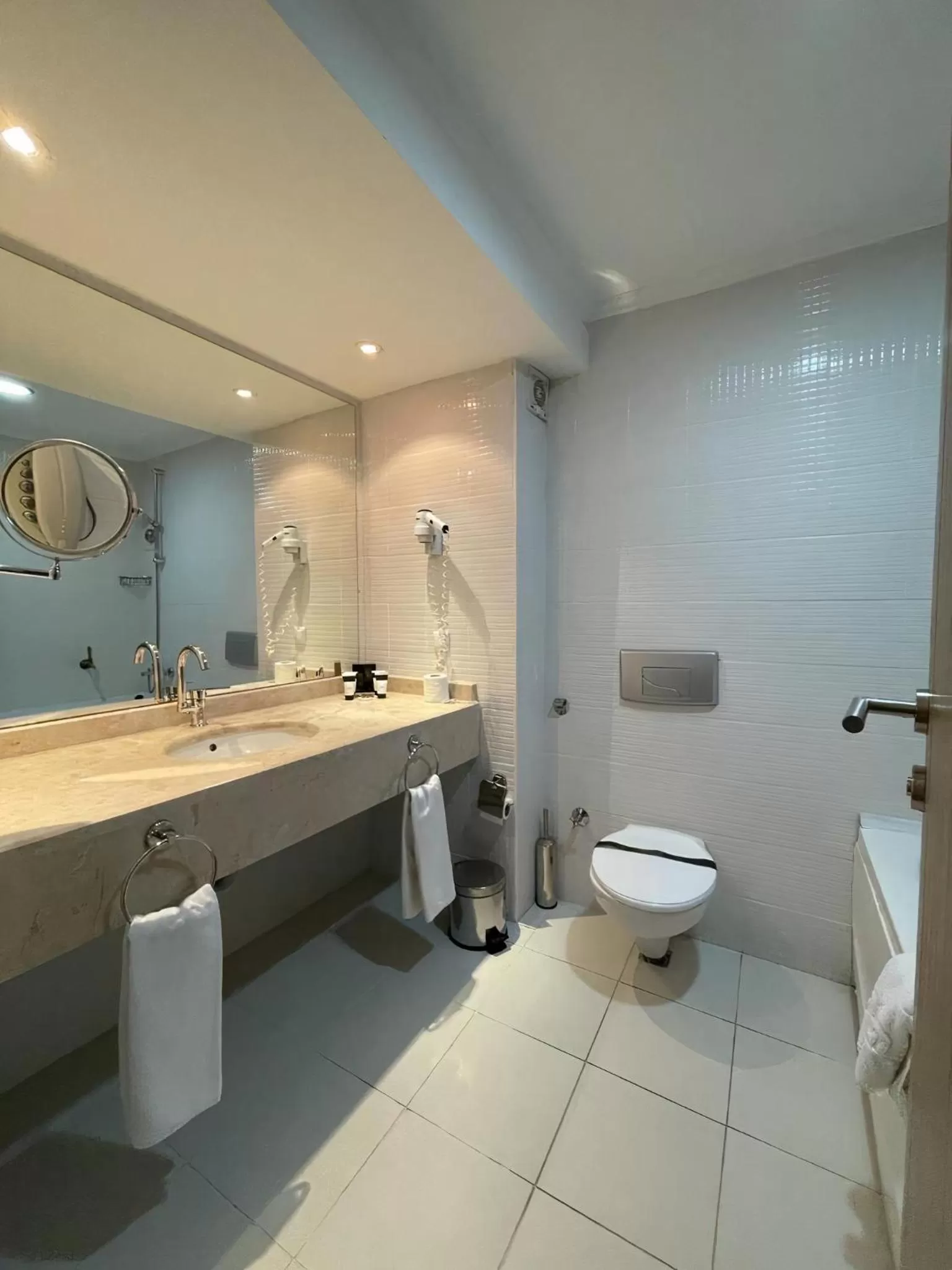 Bathroom in Ipeksoy Thermal Hotel