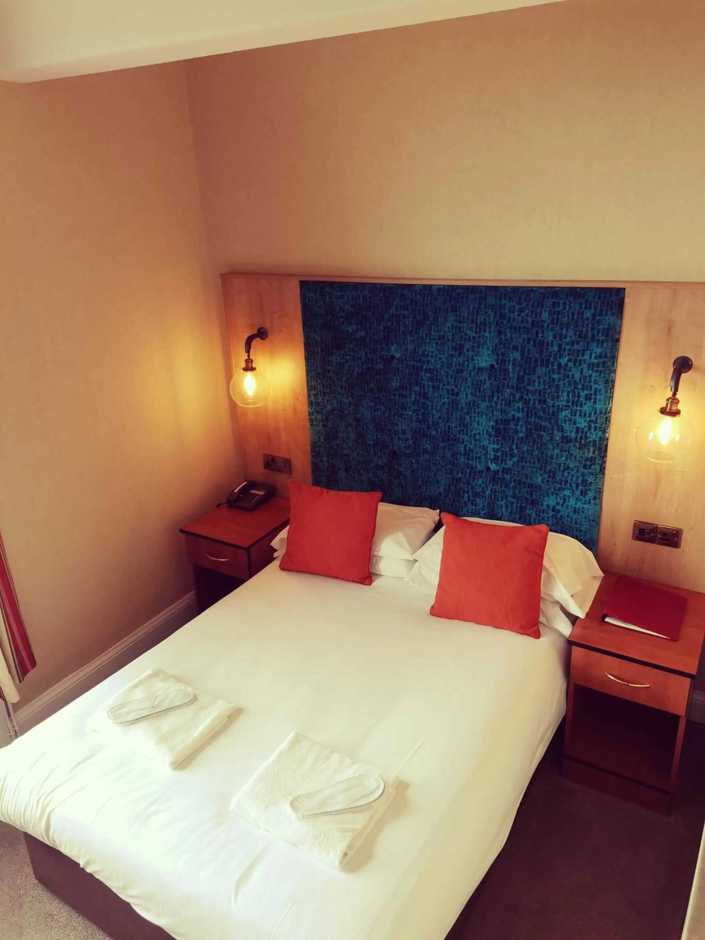 Bed in The Red Lea Hotel