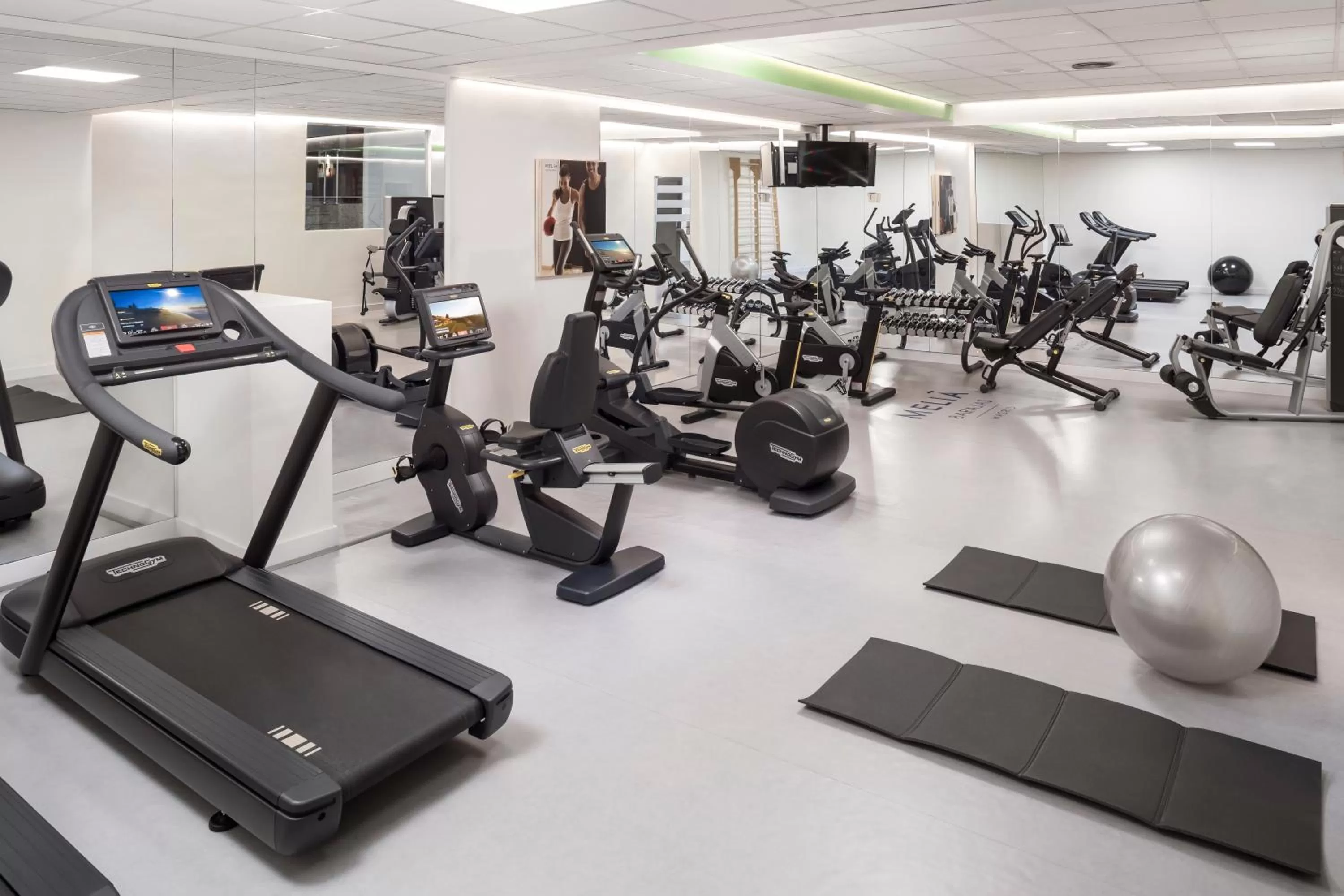 Fitness centre/facilities in Melia Barajas