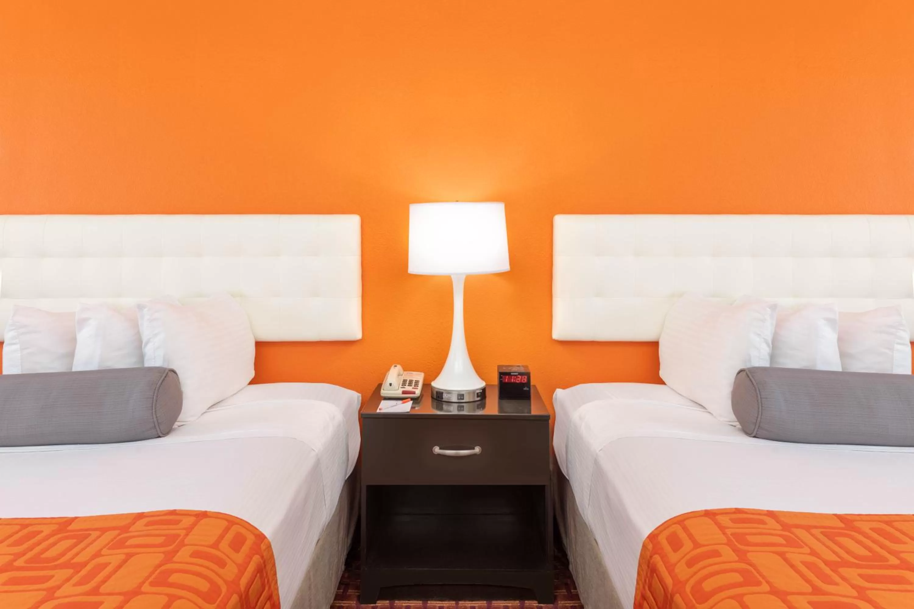 Bed in Howard Johnson by Wyndham Rock Hill