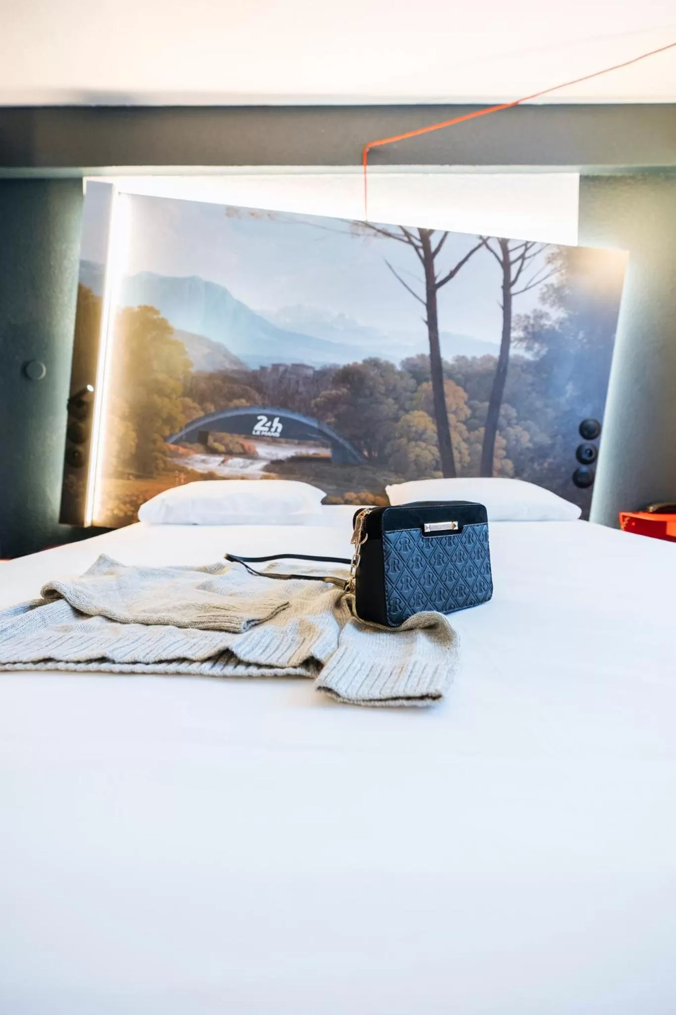 Bedroom in ibis Styles Le Mans Gare Sud