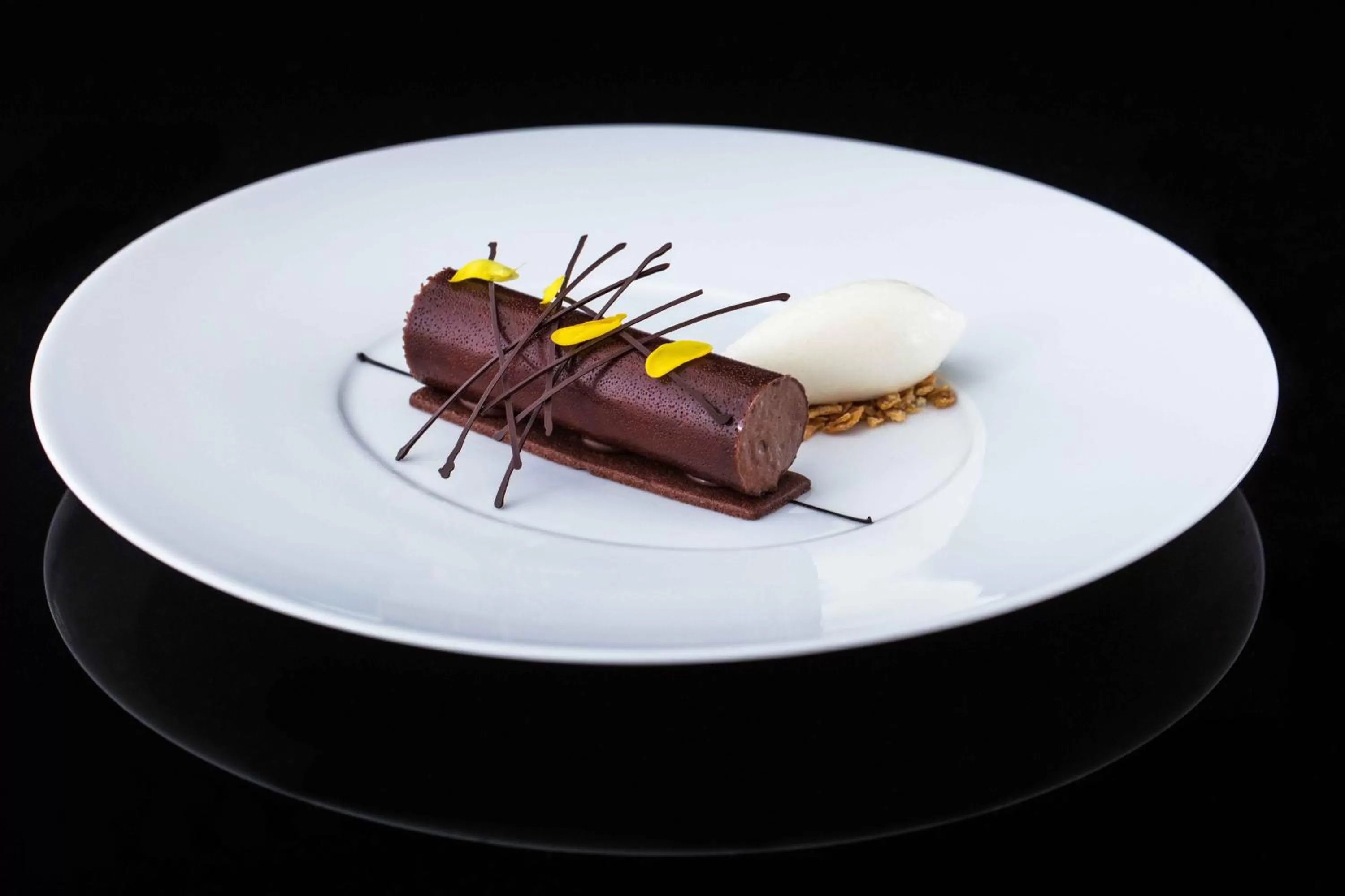 Restaurant/places to eat, Food in Maison Decoret