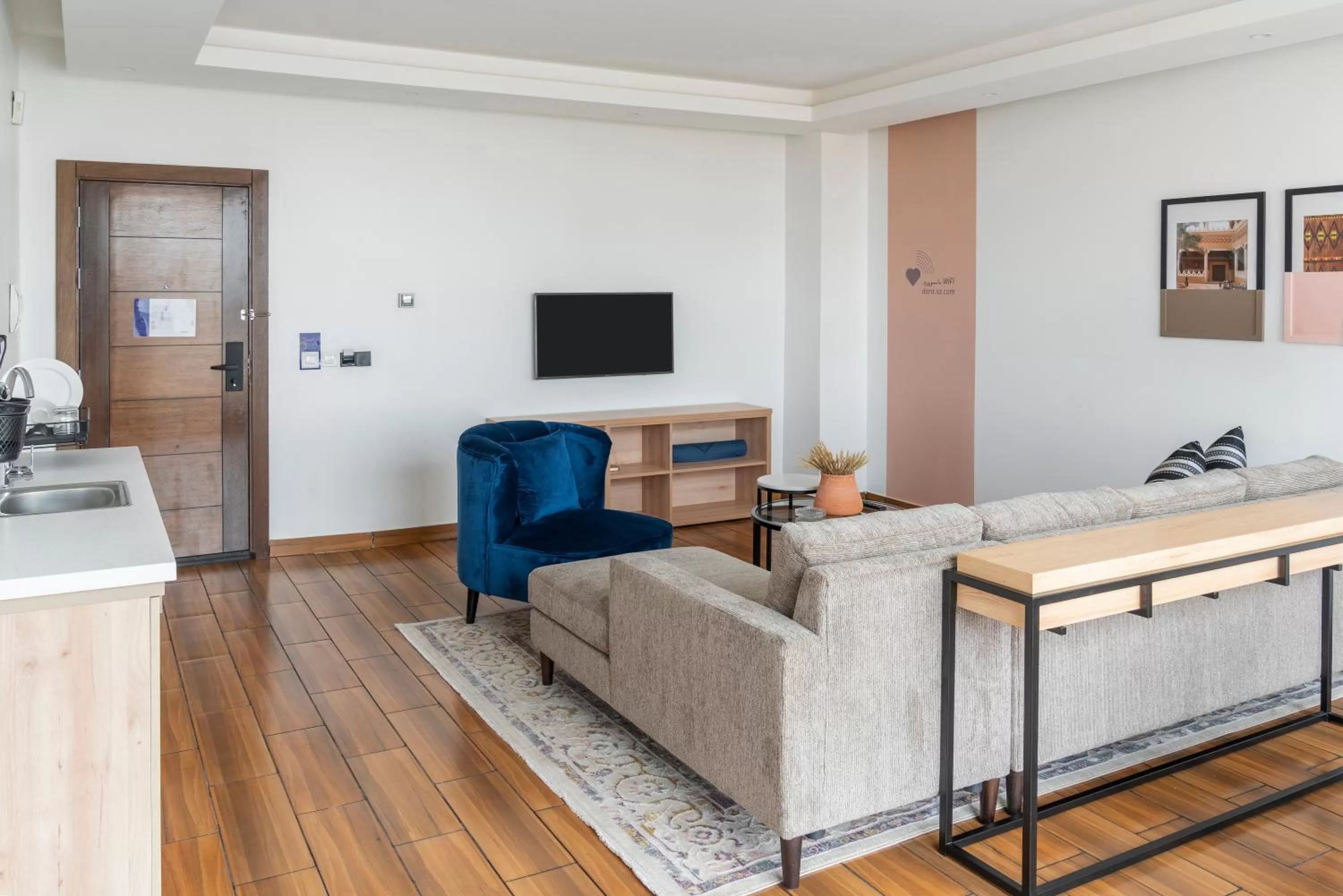 TV and multimedia in Dara Qurtubah Hotel