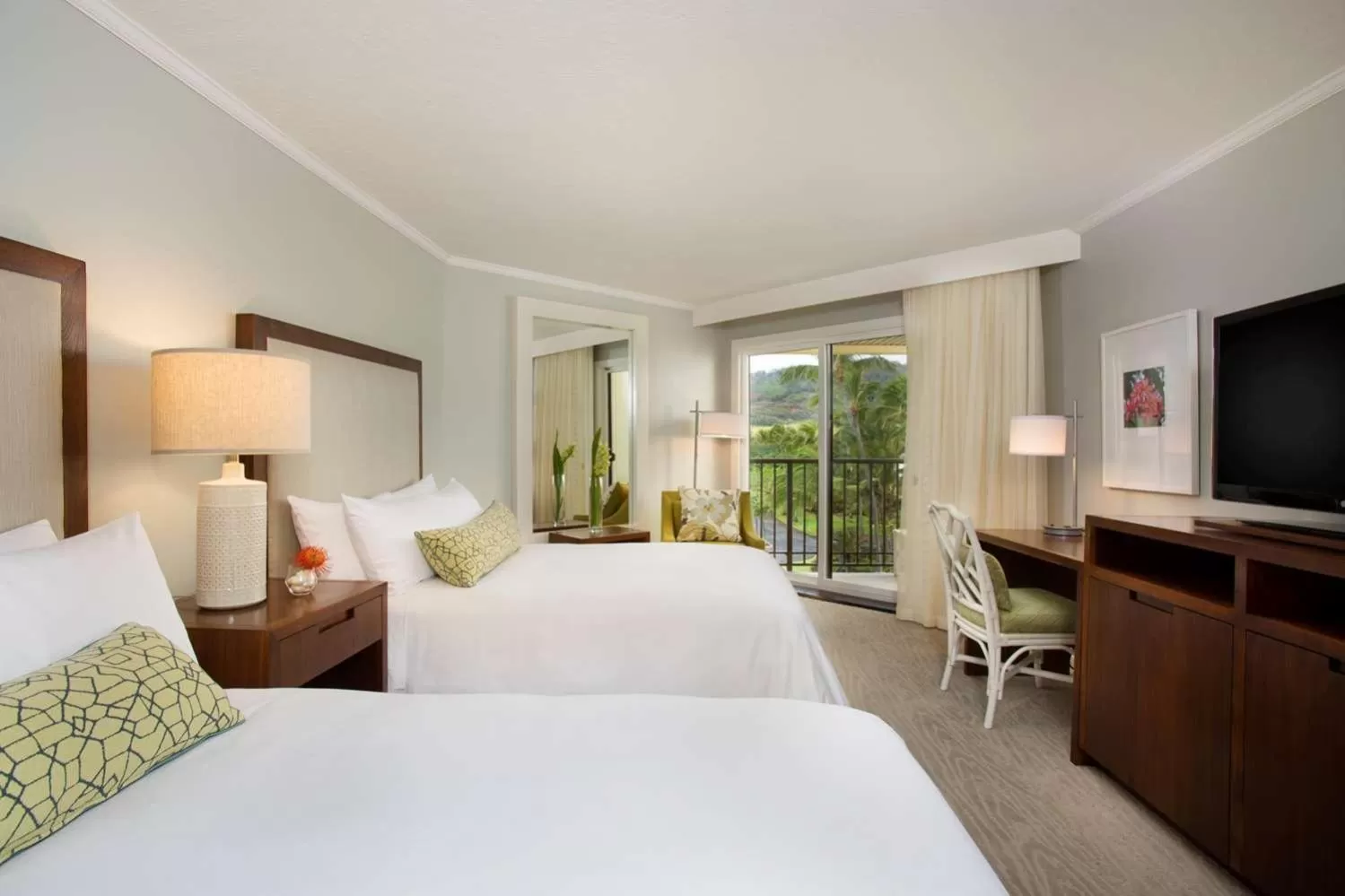 Patio, Bed in OUTRIGGER Kaua'i Beach Resort & Spa