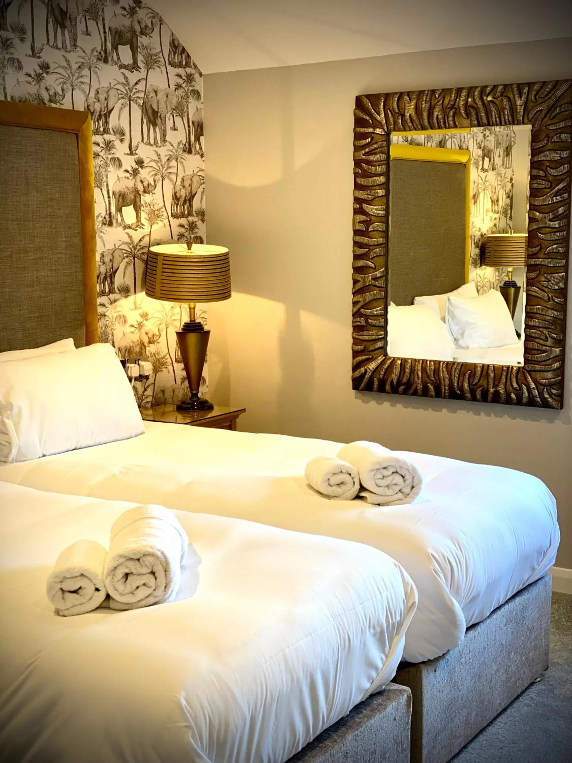 Bed in The General Tarleton