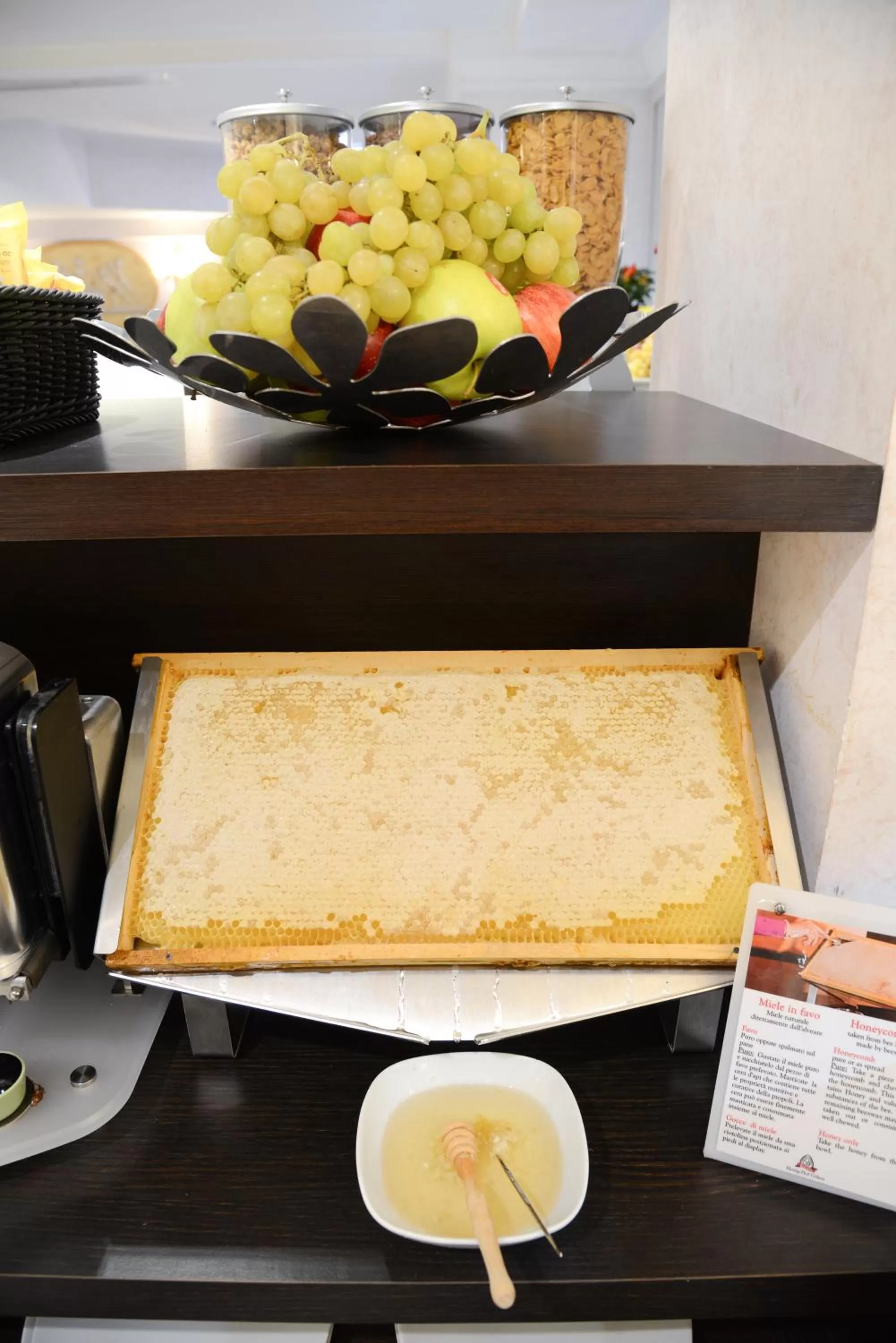 Buffet breakfast in Trilussa Palace Hotel Congress & Spa