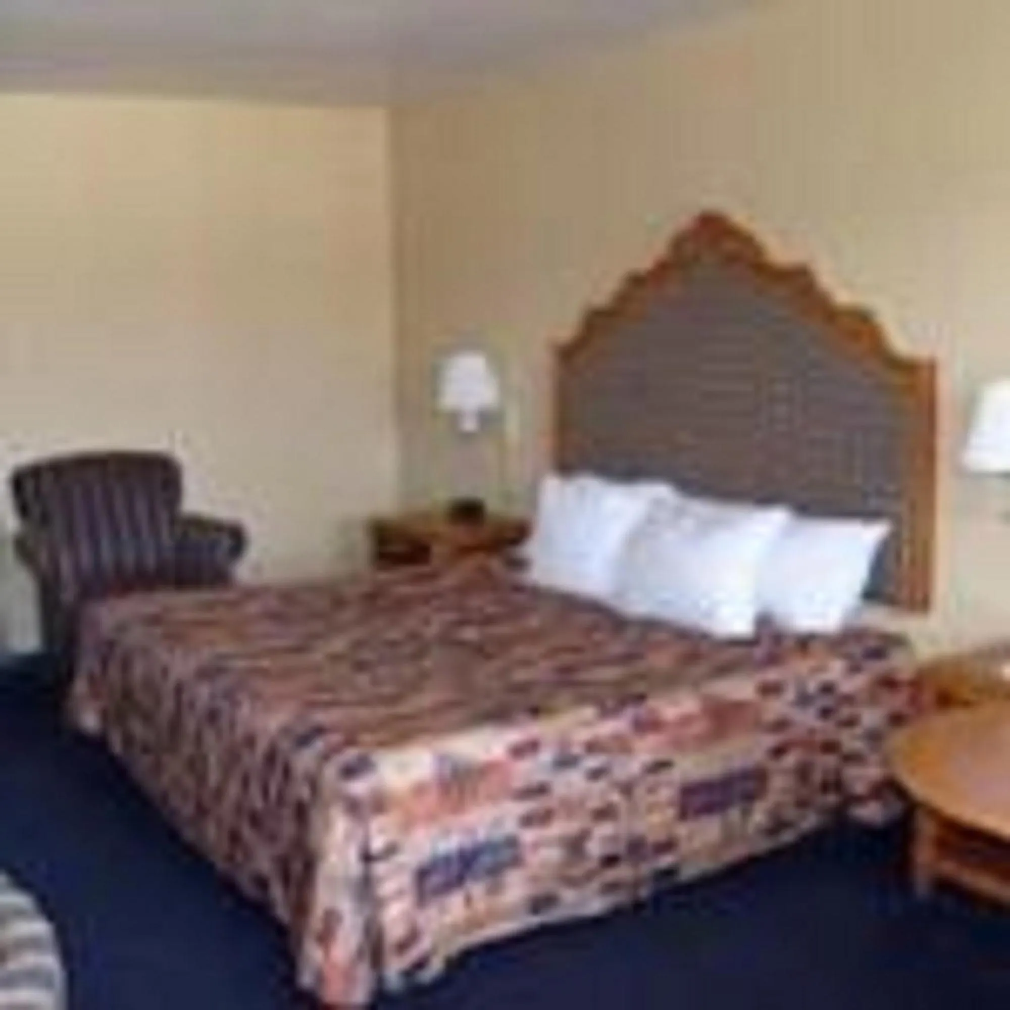 King Room - Non-Smoking in Days Inn by Wyndham San Antonio Splashtown/ATT Center