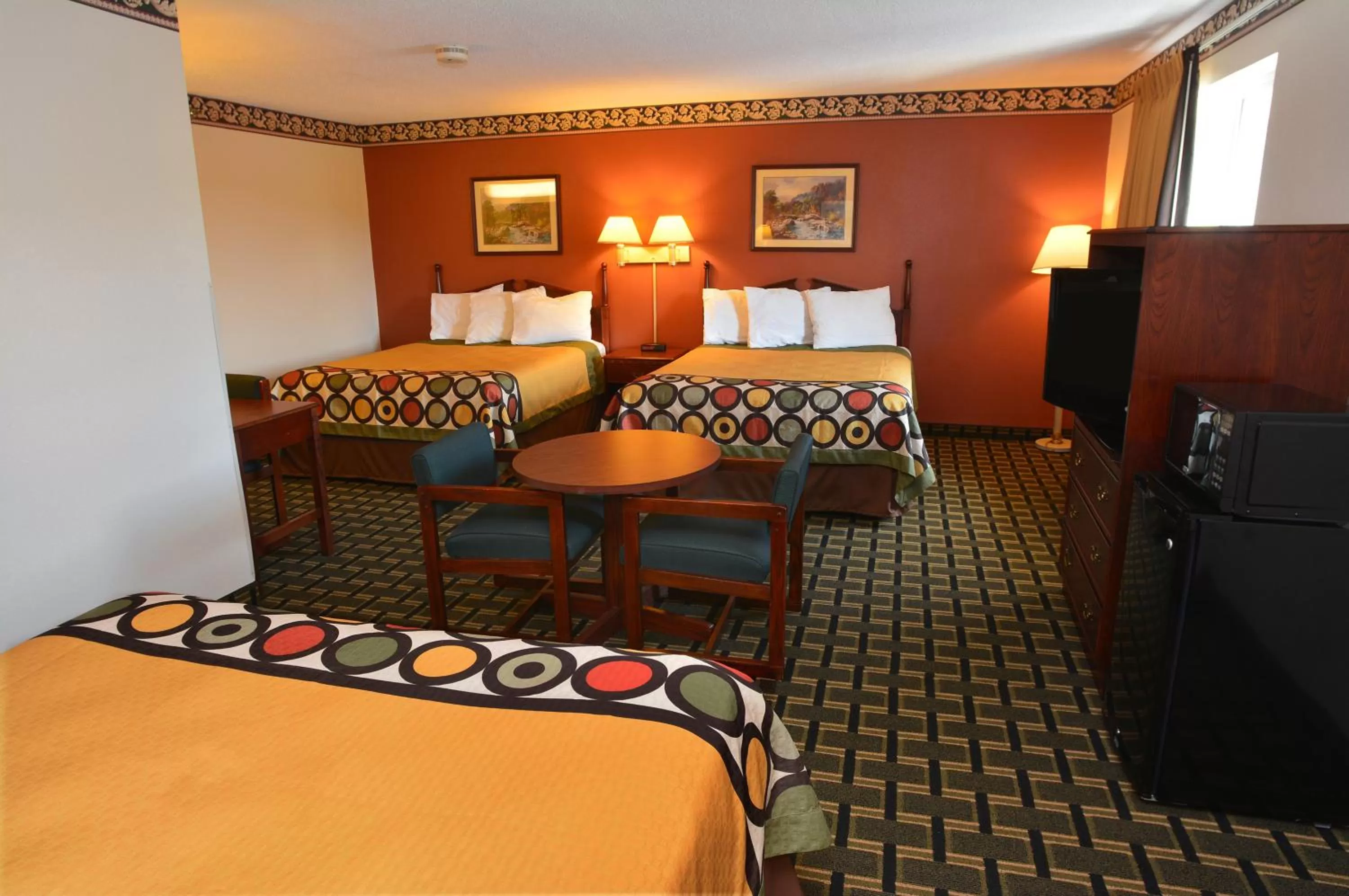 Photo of the whole room, Bed in Super 8 by Wyndham Athens