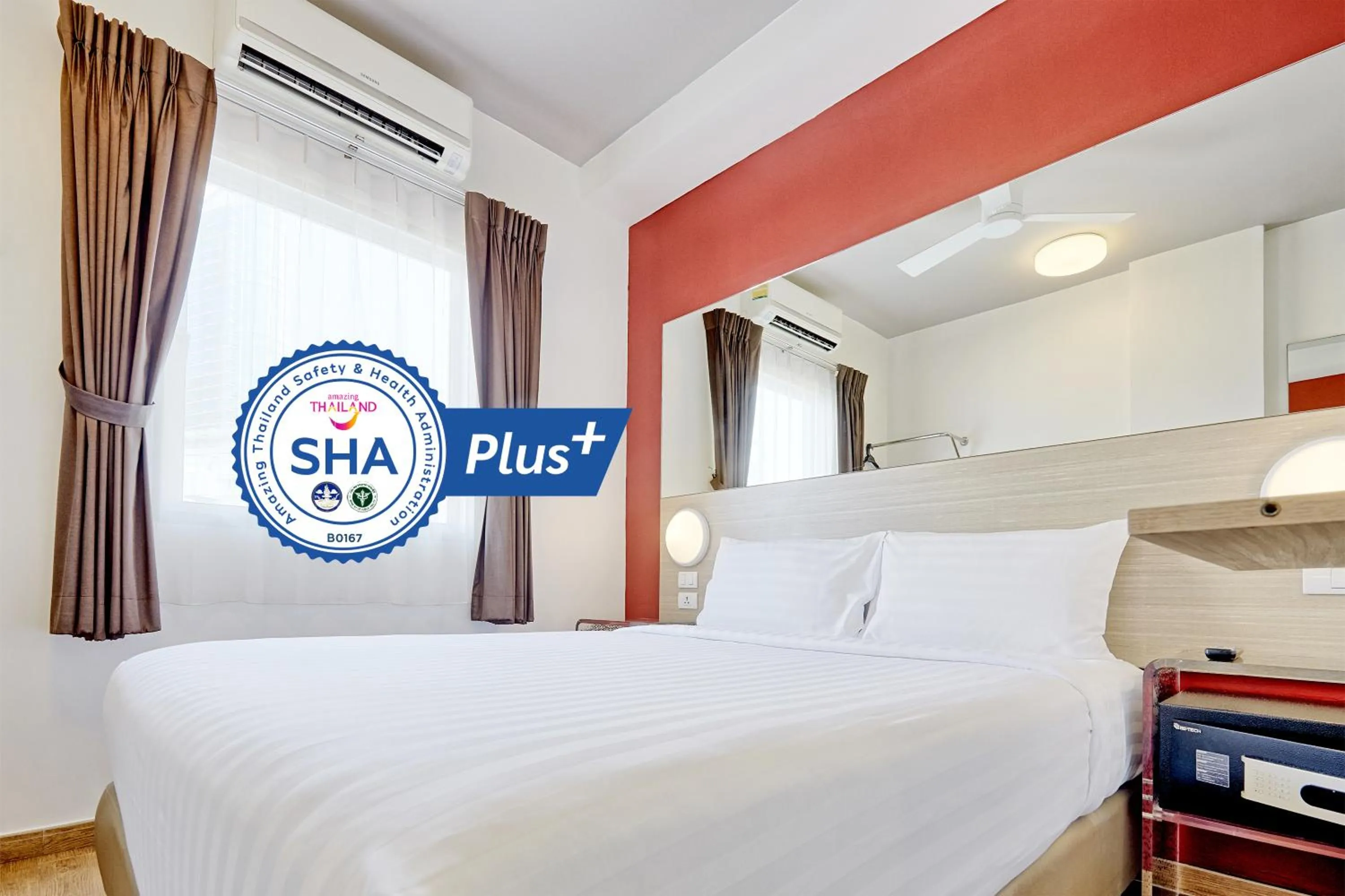 Bedroom, Bed in Red Planet Phuket Patong - SHA Extra Plus