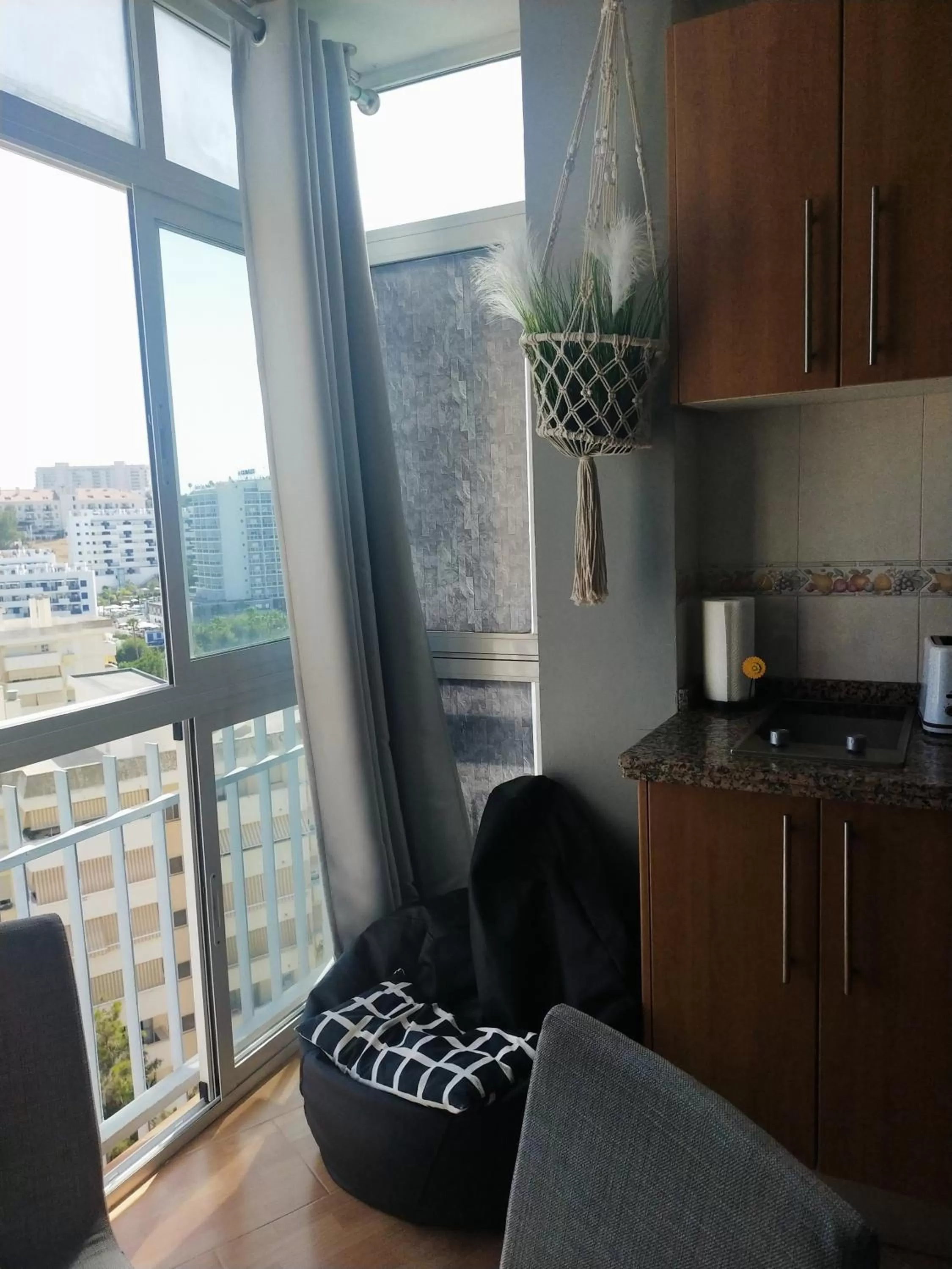 Kitchen/Kitchenette in Benalmadena ,apartamento-Estudio primera Línea de Playa