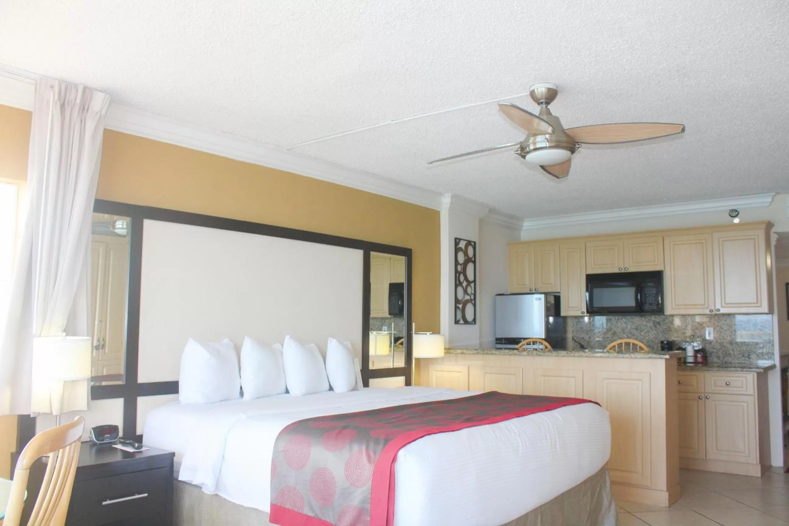 Ramada Plaza by Wyndham Marco Polo Beach Resort