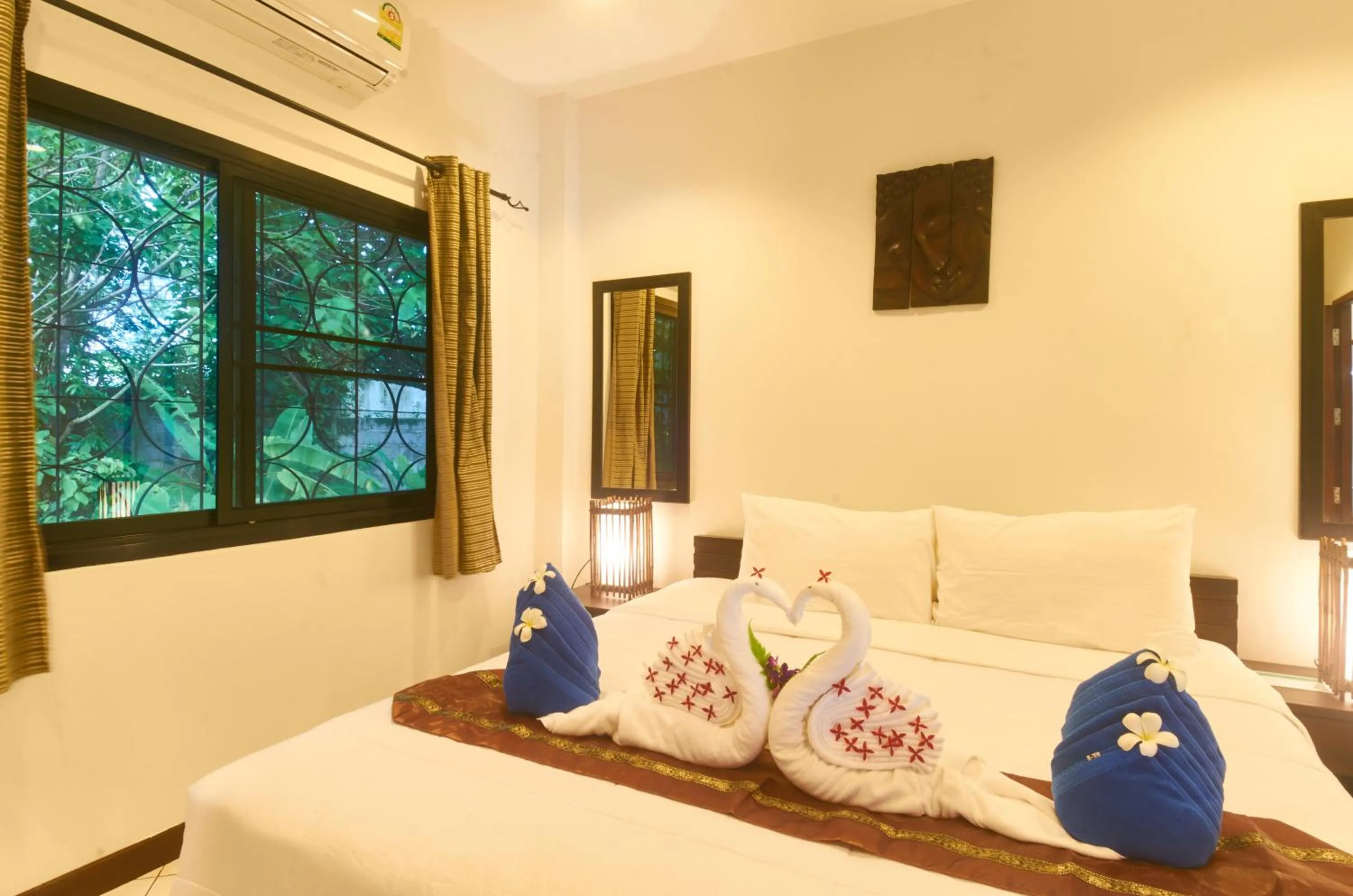 Bedroom, Bed in Phuket Riviera Villas Hotel