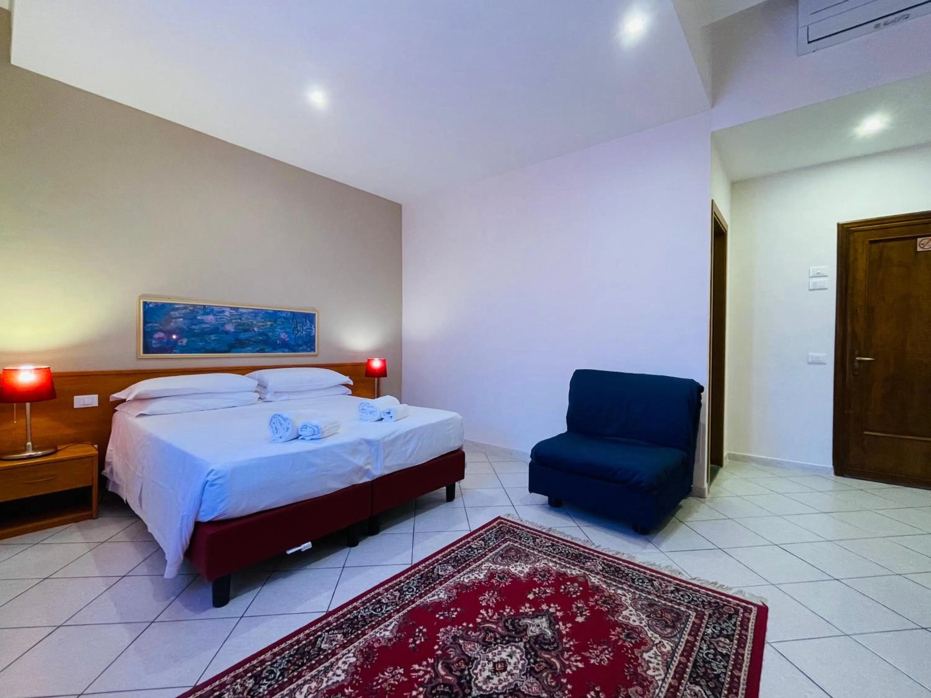 Bedroom, Bed in Hotel Leopolda