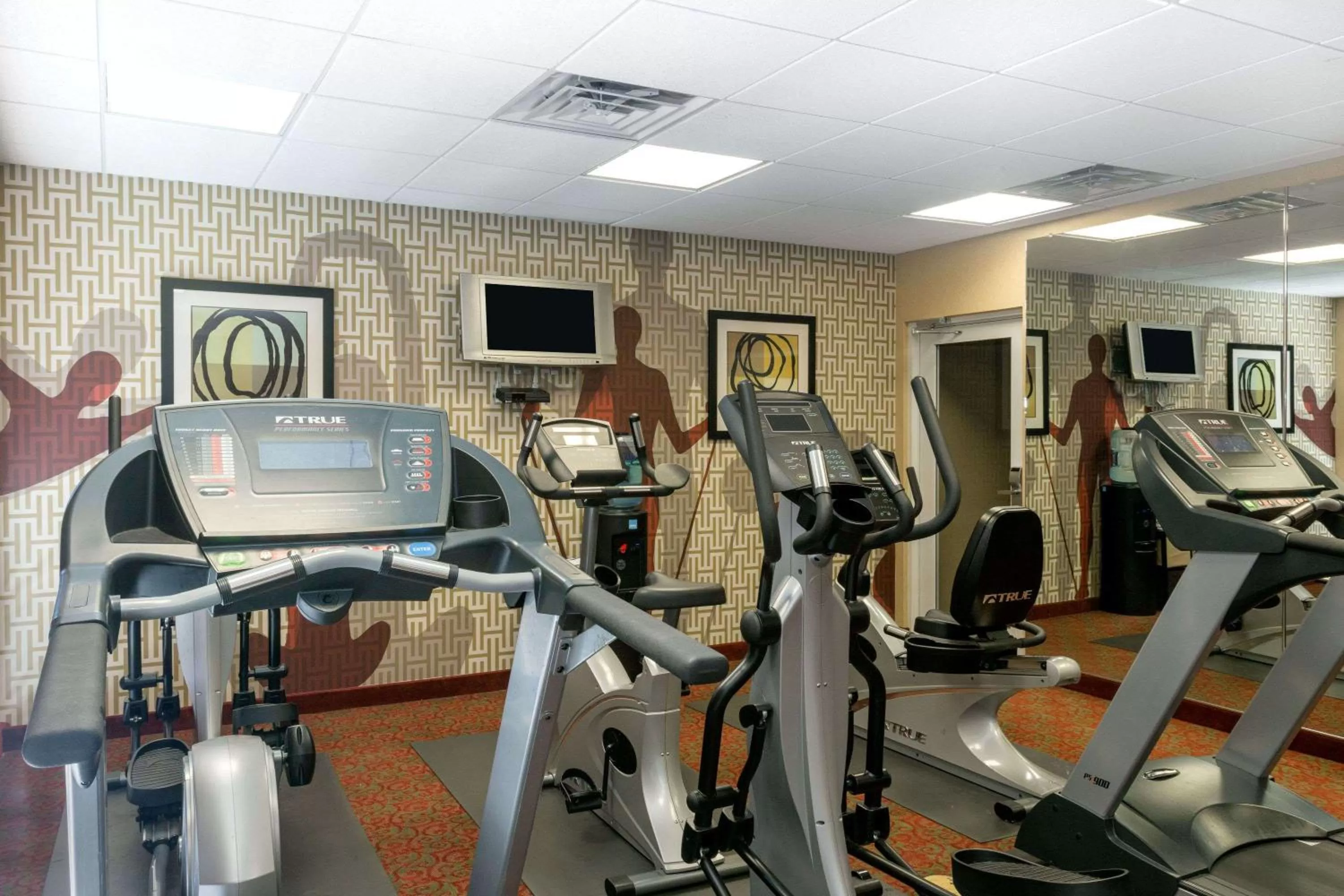 Fitness centre/facilities in Hawthorn Extended Stay by Wyndham Kingsland