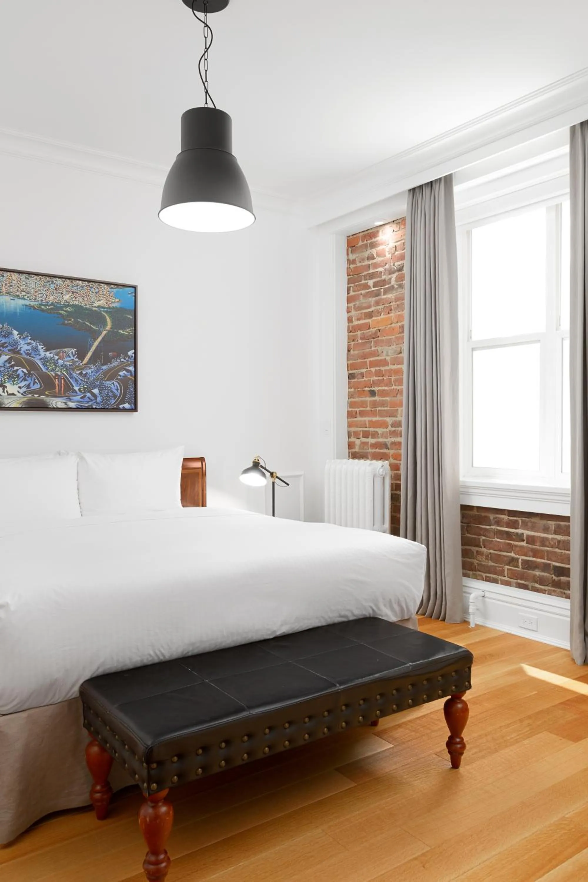 Bedroom, Bed in Victorian Hotel