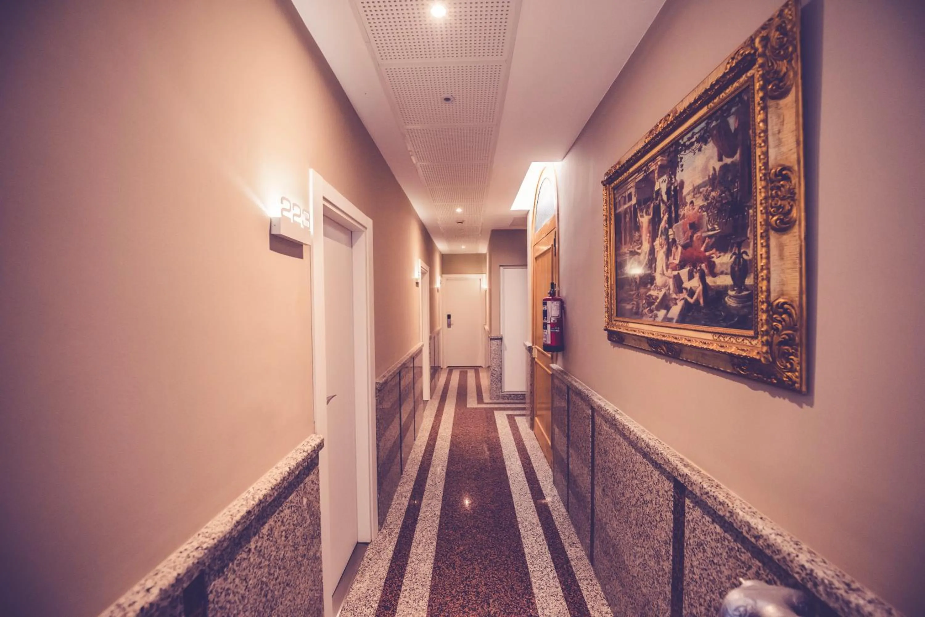 Property building in Hostal Marlasca