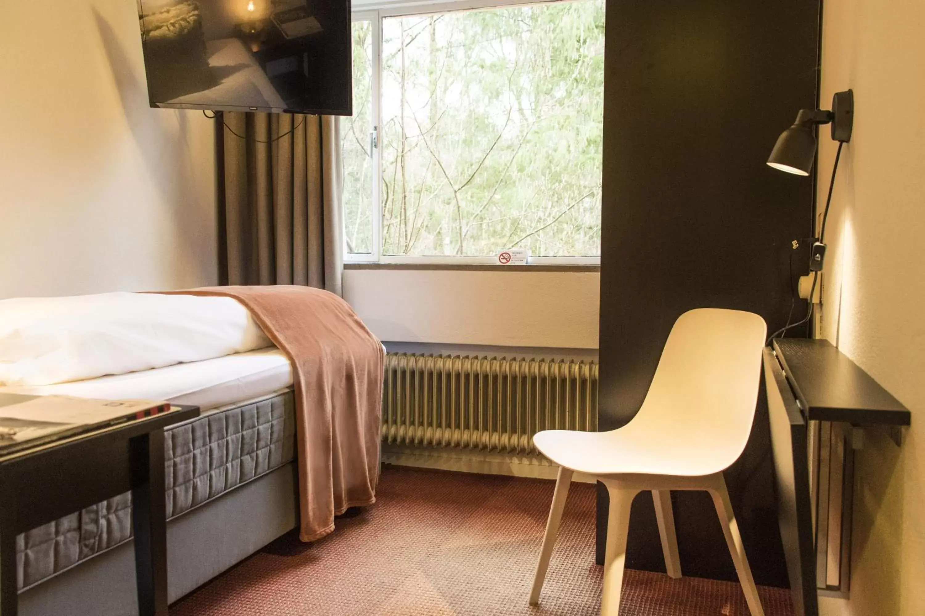 Small Single Room in De Guldenberg 's-Hertogenbosch Helvoirt Small Single Room in De Guldenberg 's-Hertogenbosch Helvoirt