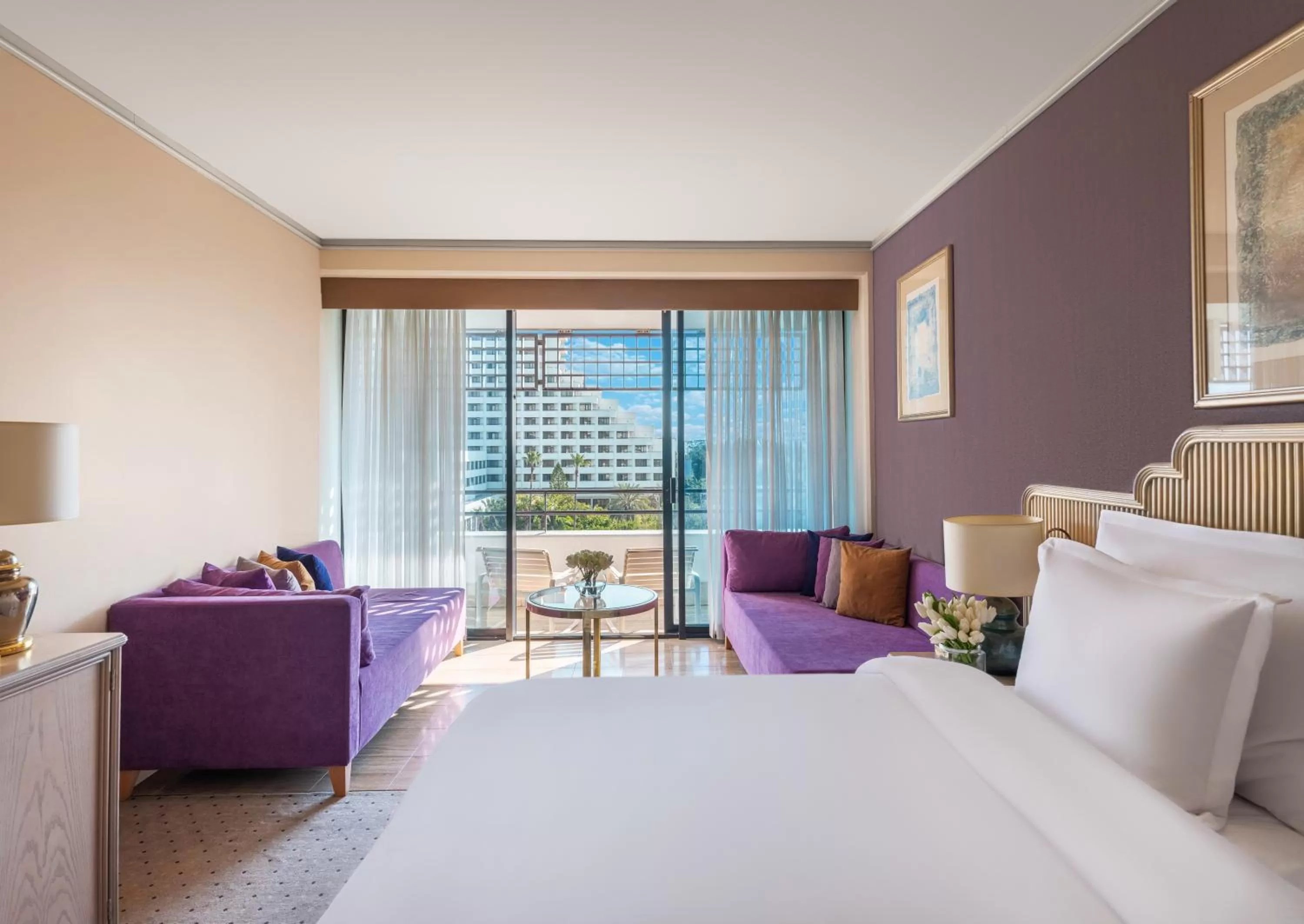 Photo of the whole room, Bed in Rixos Downtown Antalya - The Land Of Legends Access