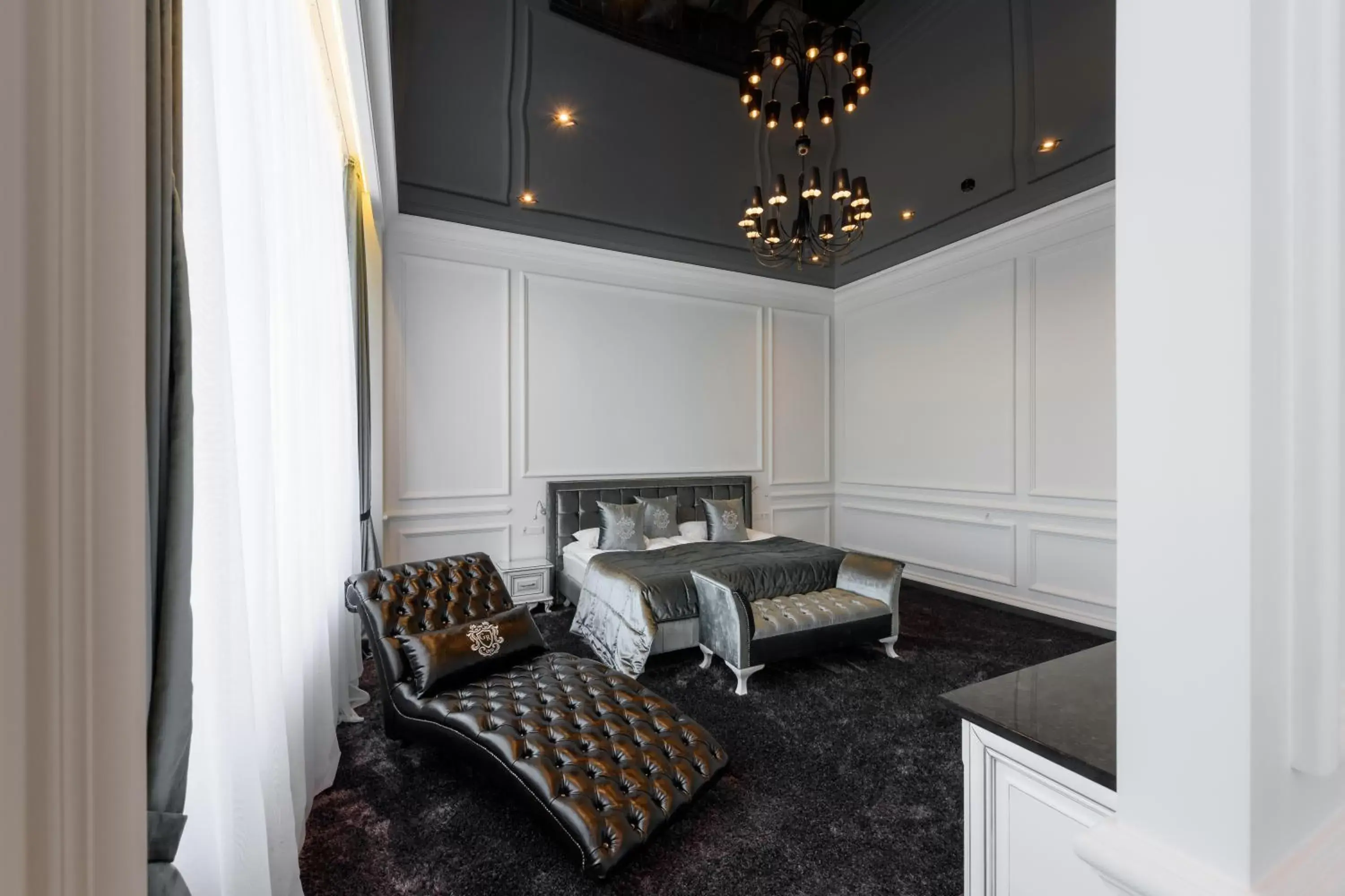 Deluxe Suite in Grand Royal Deluxe Suite in Grand Royal