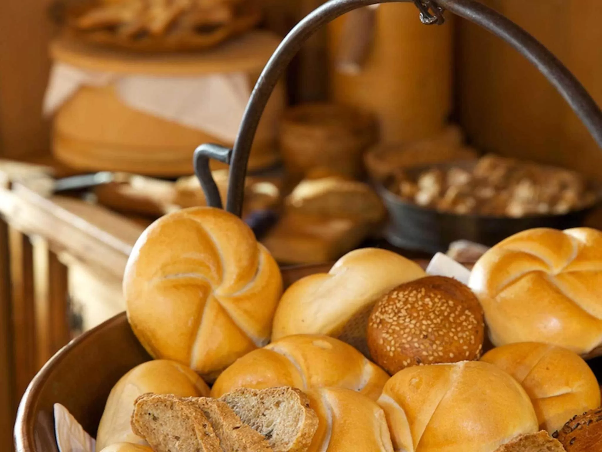 Buffet breakfast in Bio Aparthotel Blaslahof