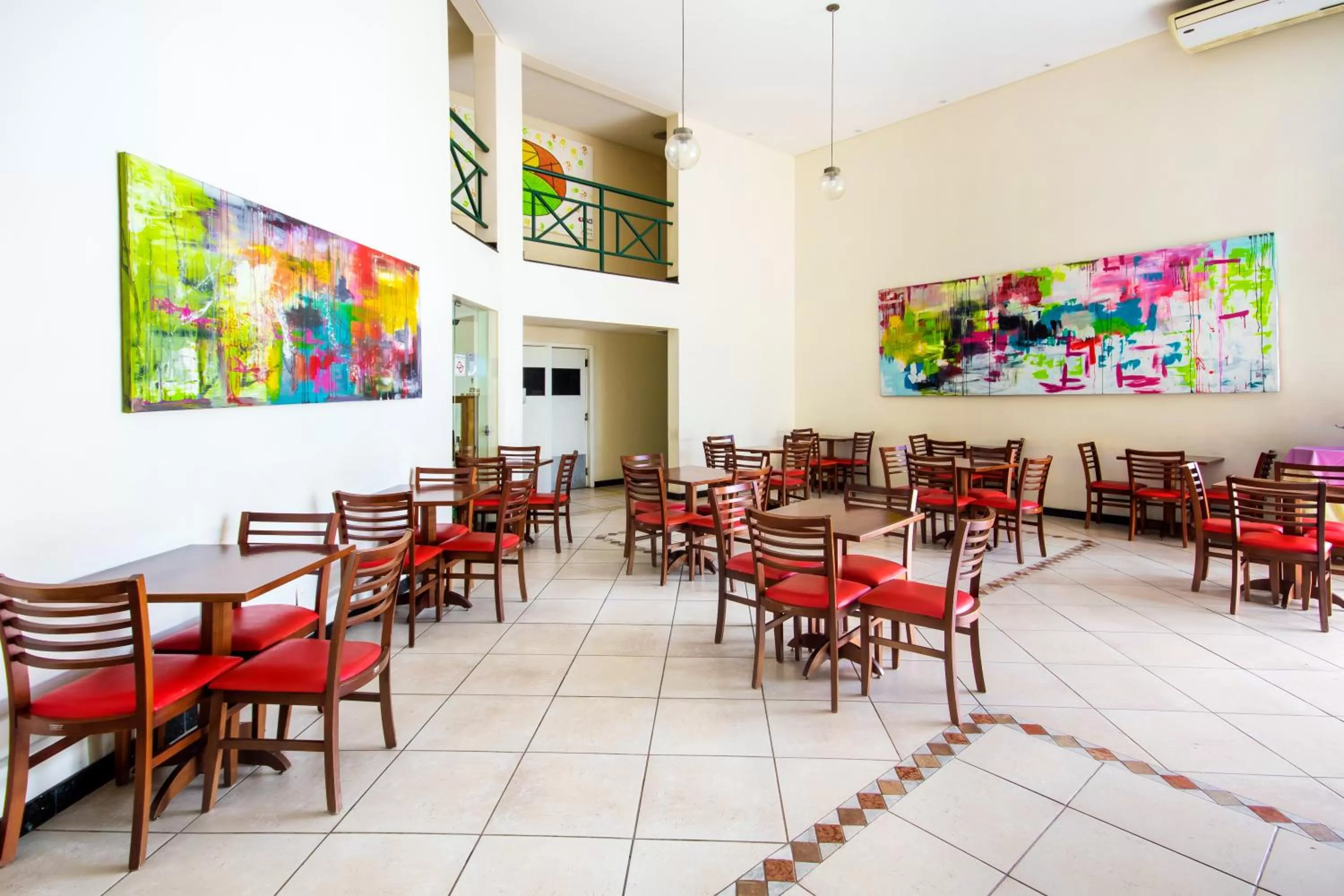 Restaurant/places to eat in Hotel Nacional Inn Sorocaba