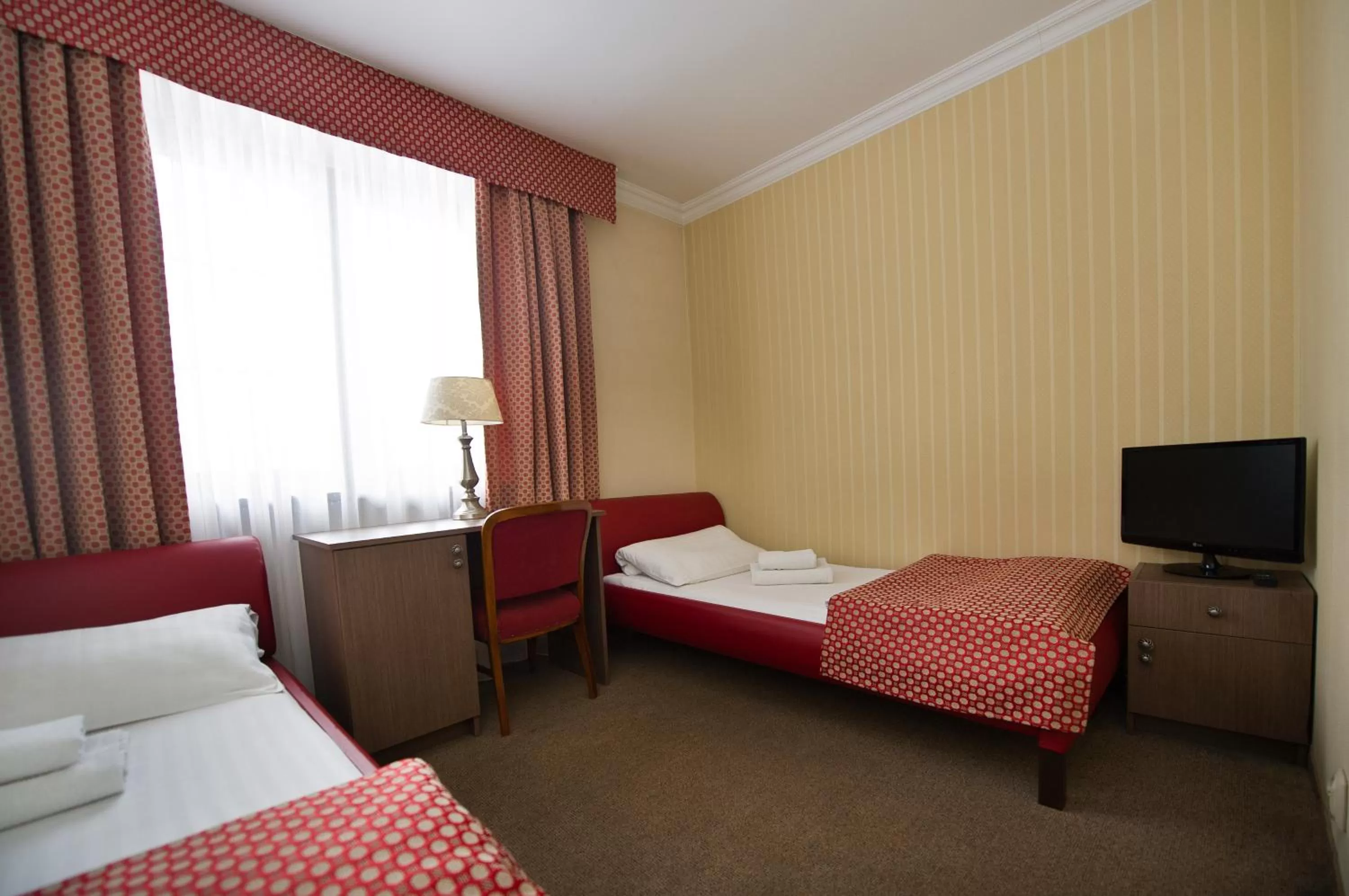 Photo of the whole room, Bed in Motel Łużycki & Restauracja