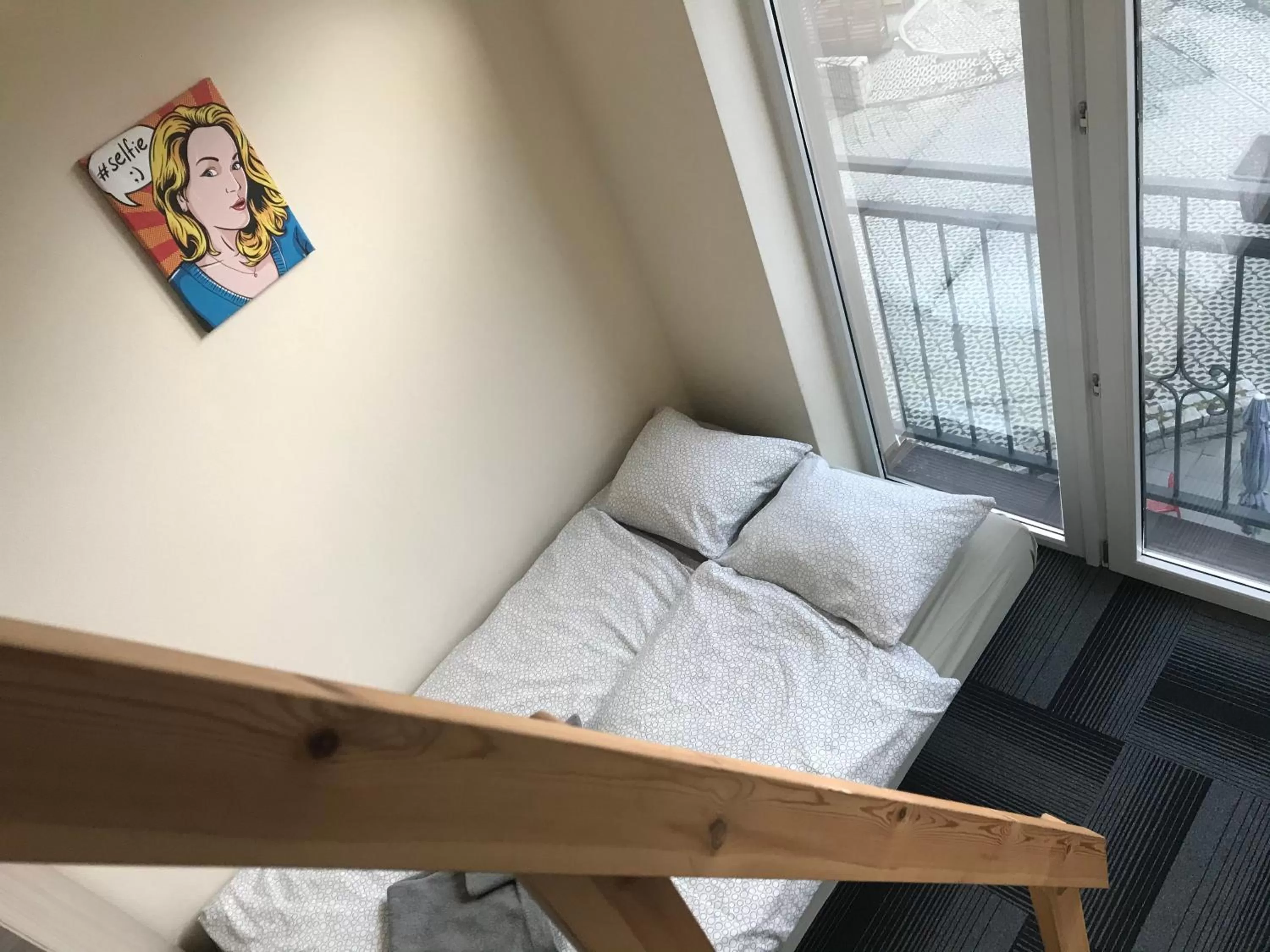 Seating area, Bed in dask resort