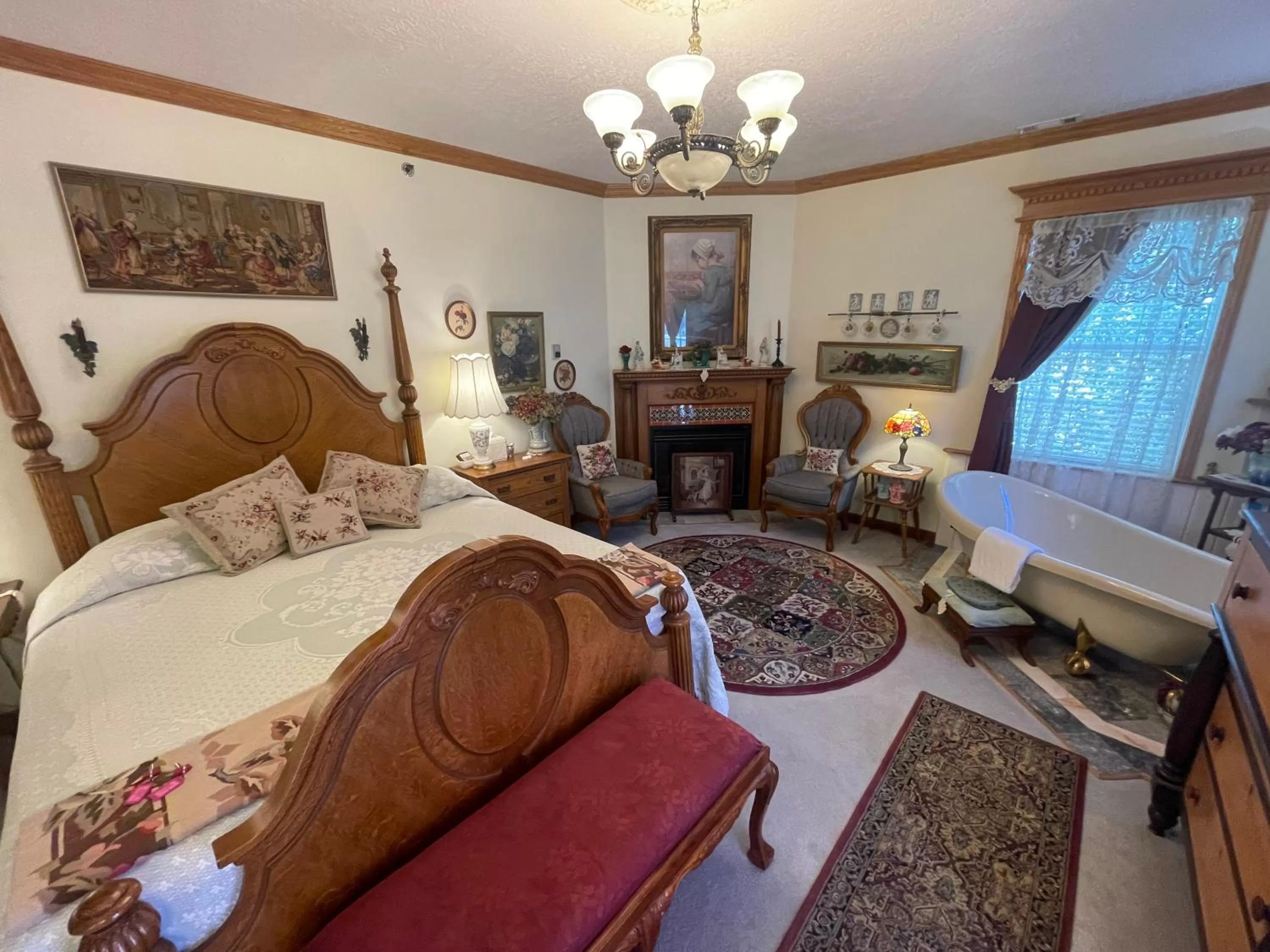flat iron, Seating Area in Big Yellow Inn