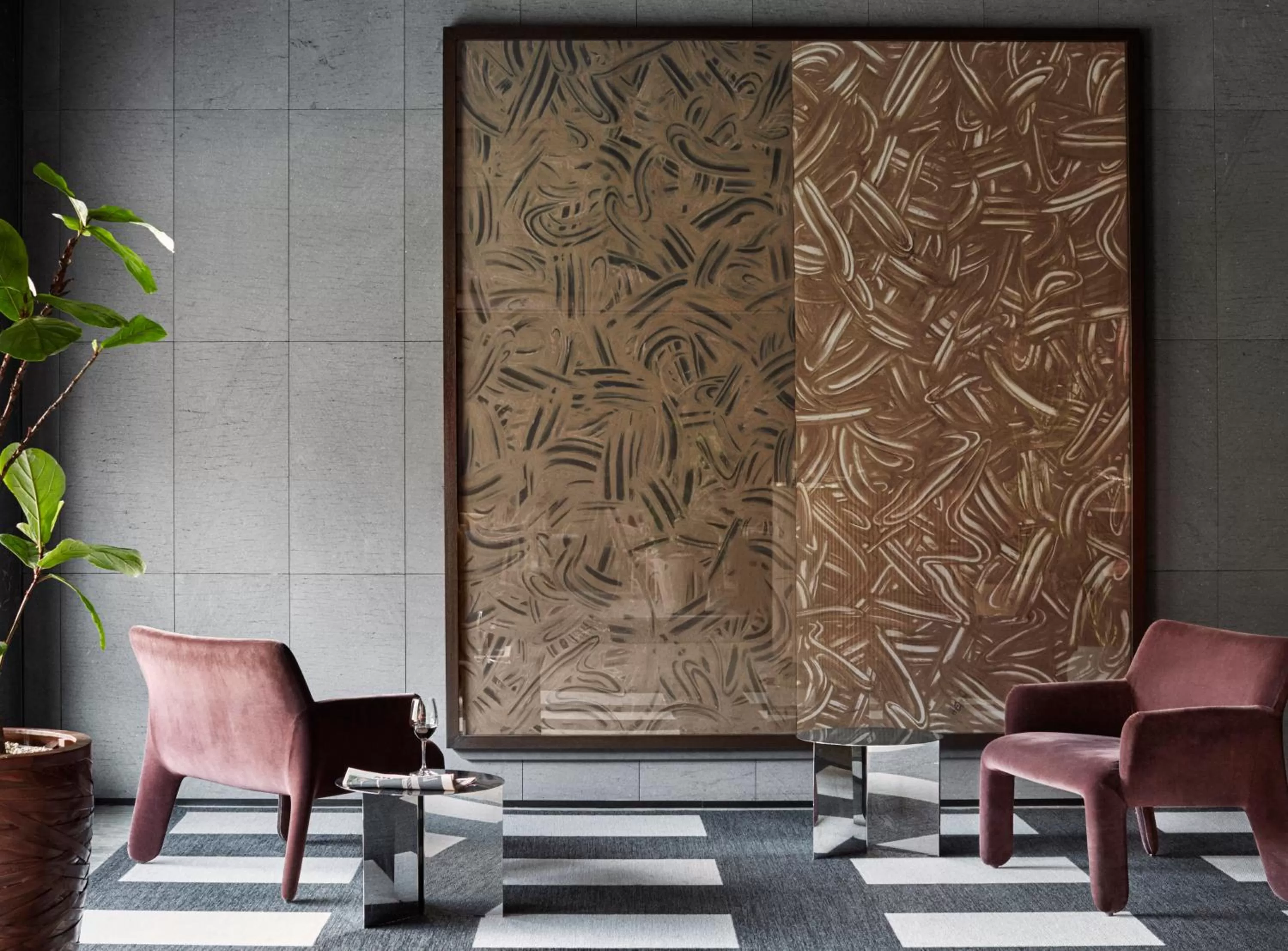 Lounge or bar in At Six