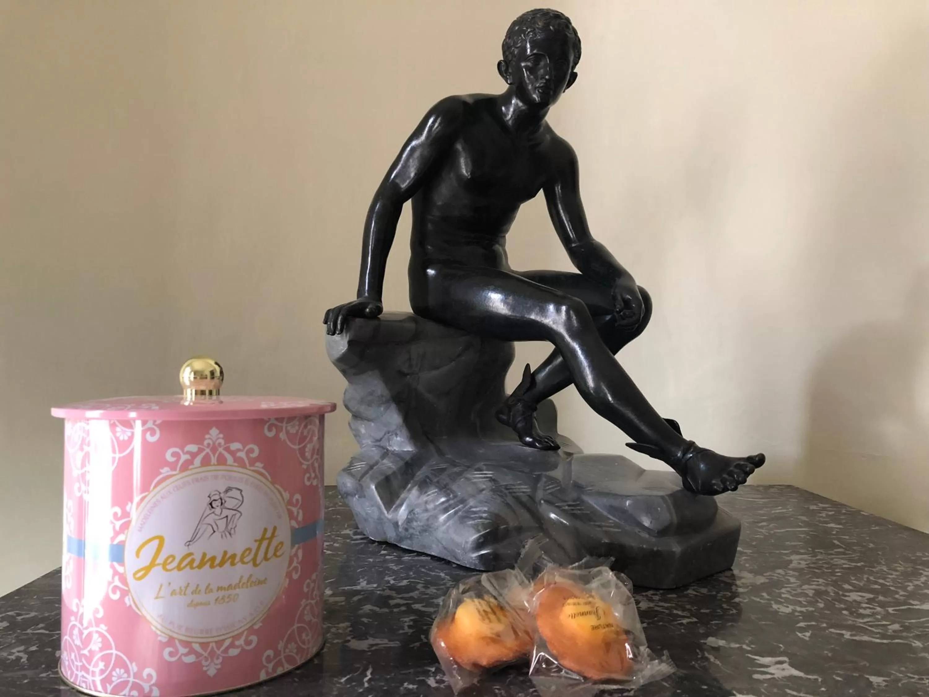 Food in Castel Saint-Léonard