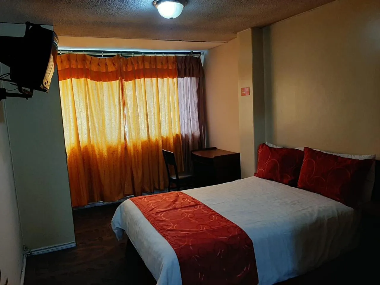 Bed in Hotel Bonaventure