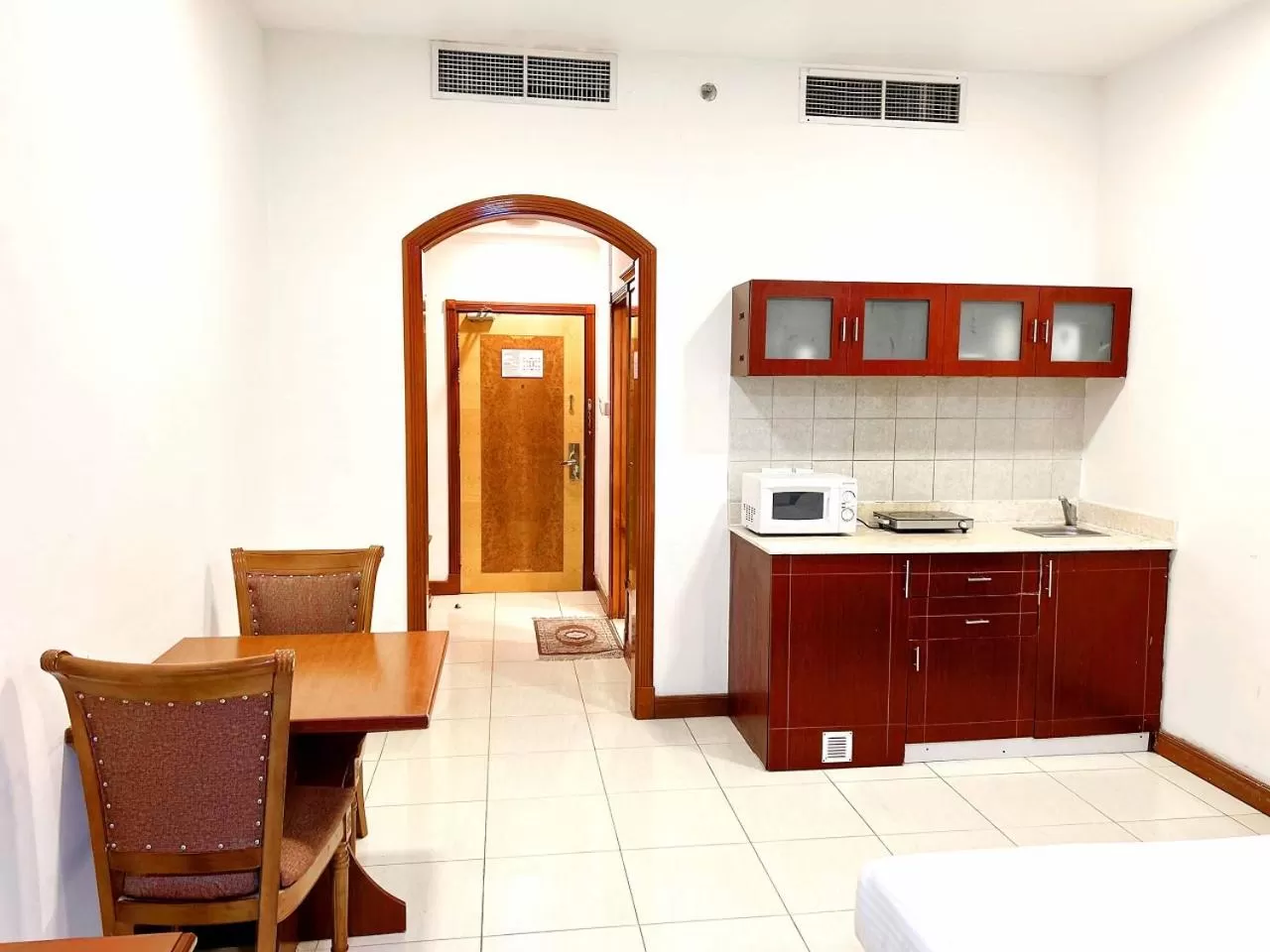 kitchen in Moon Valley Hotel Apartment - Bur Dubai, Burjuman