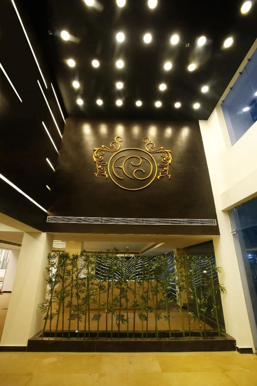 Facade/entrance in Hotel Patliputra Continental