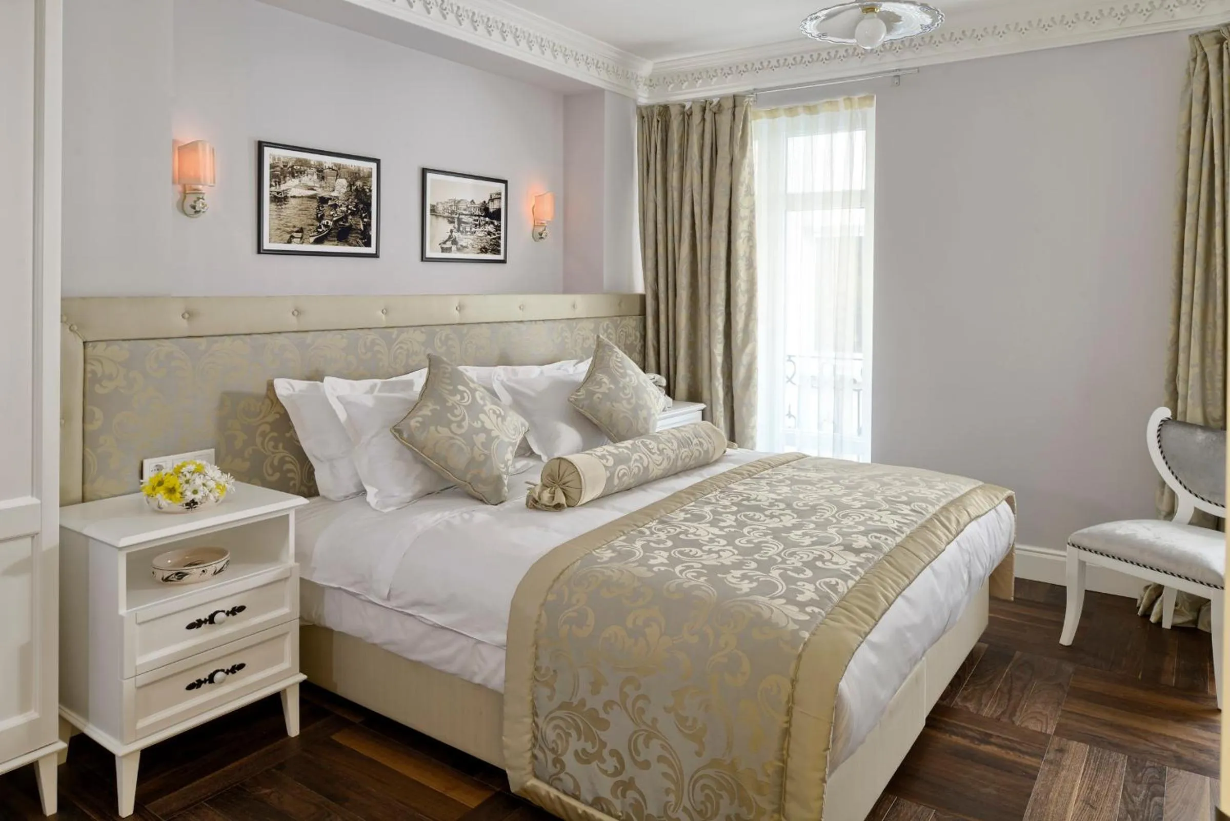 View (from property/room), Bed in Nexthouse Pera Hotel