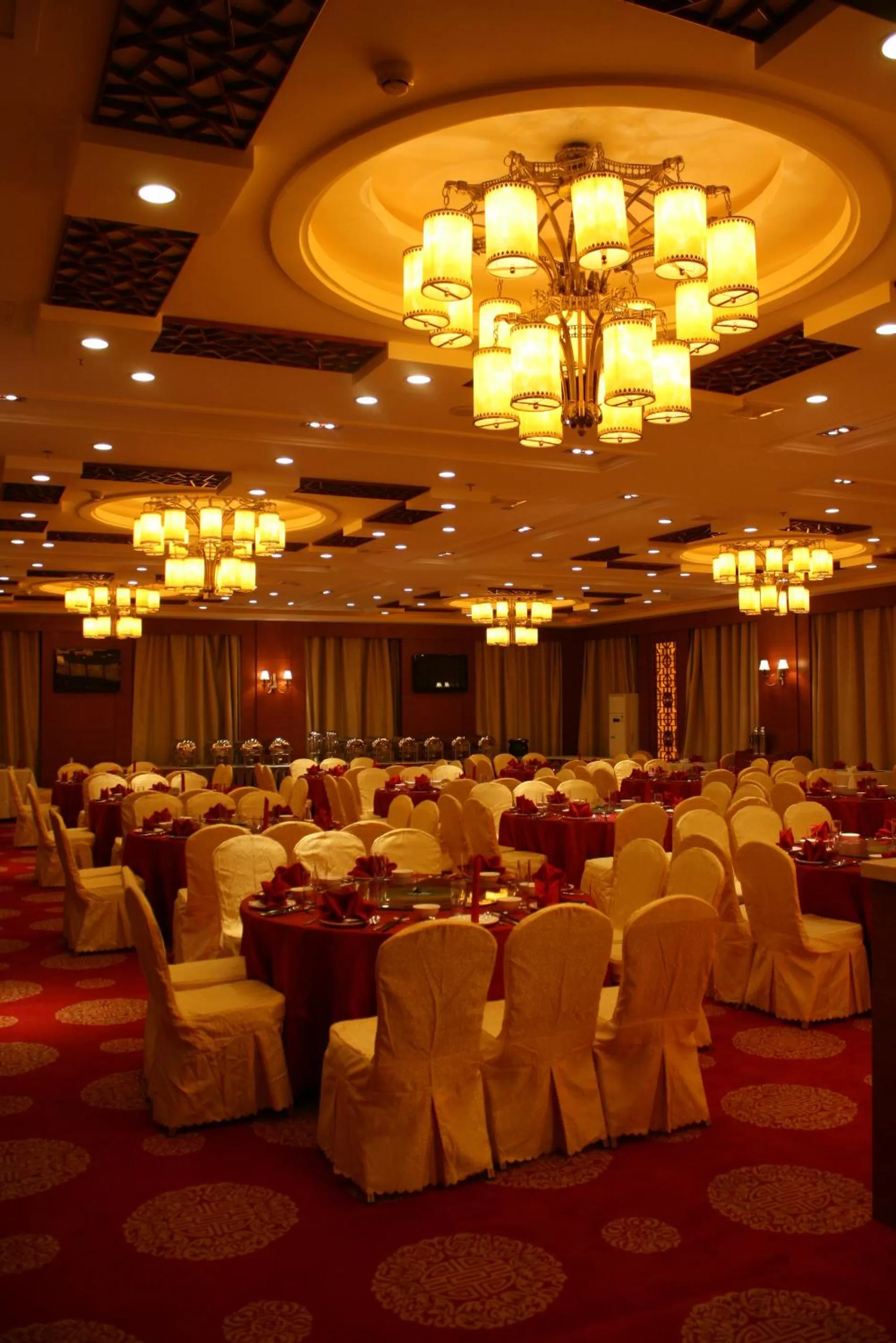 Restaurant/places to eat, Banquet Facilities in Sogecoa Golden Peacock