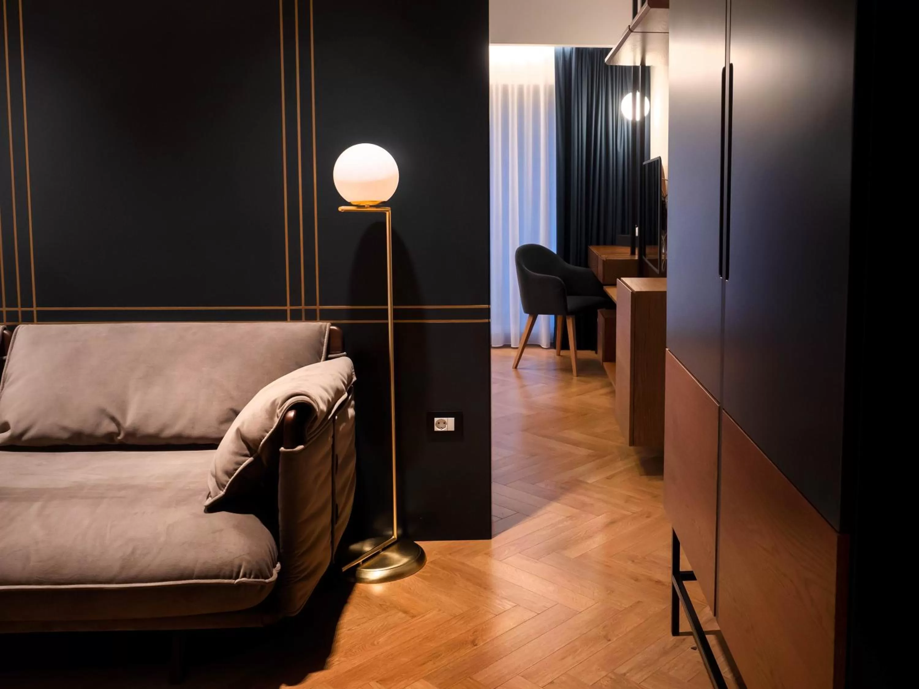 TV and multimedia in Moncafe Boutique Hotel & SPA Tirana