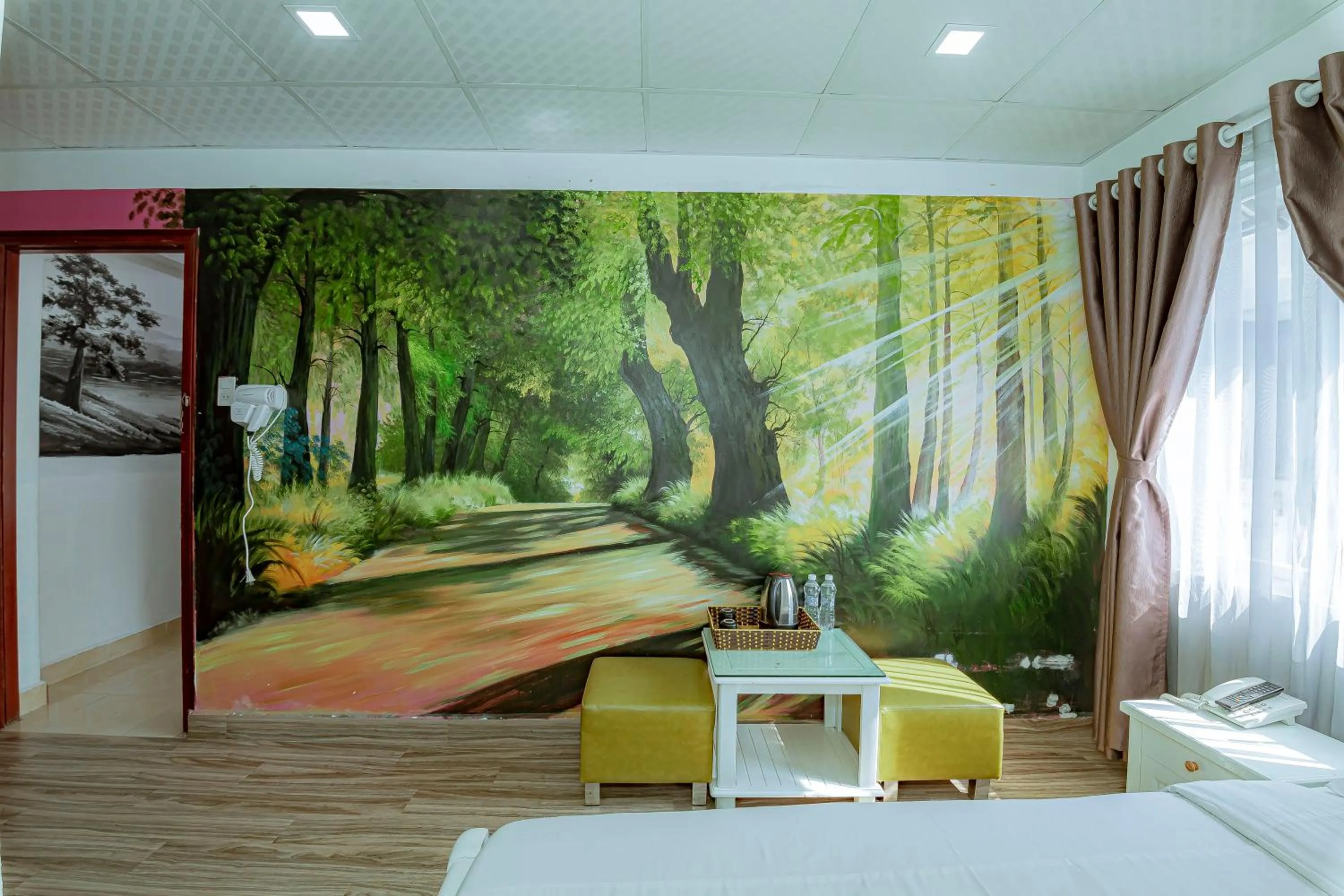 Ken's Backpackers Hotel