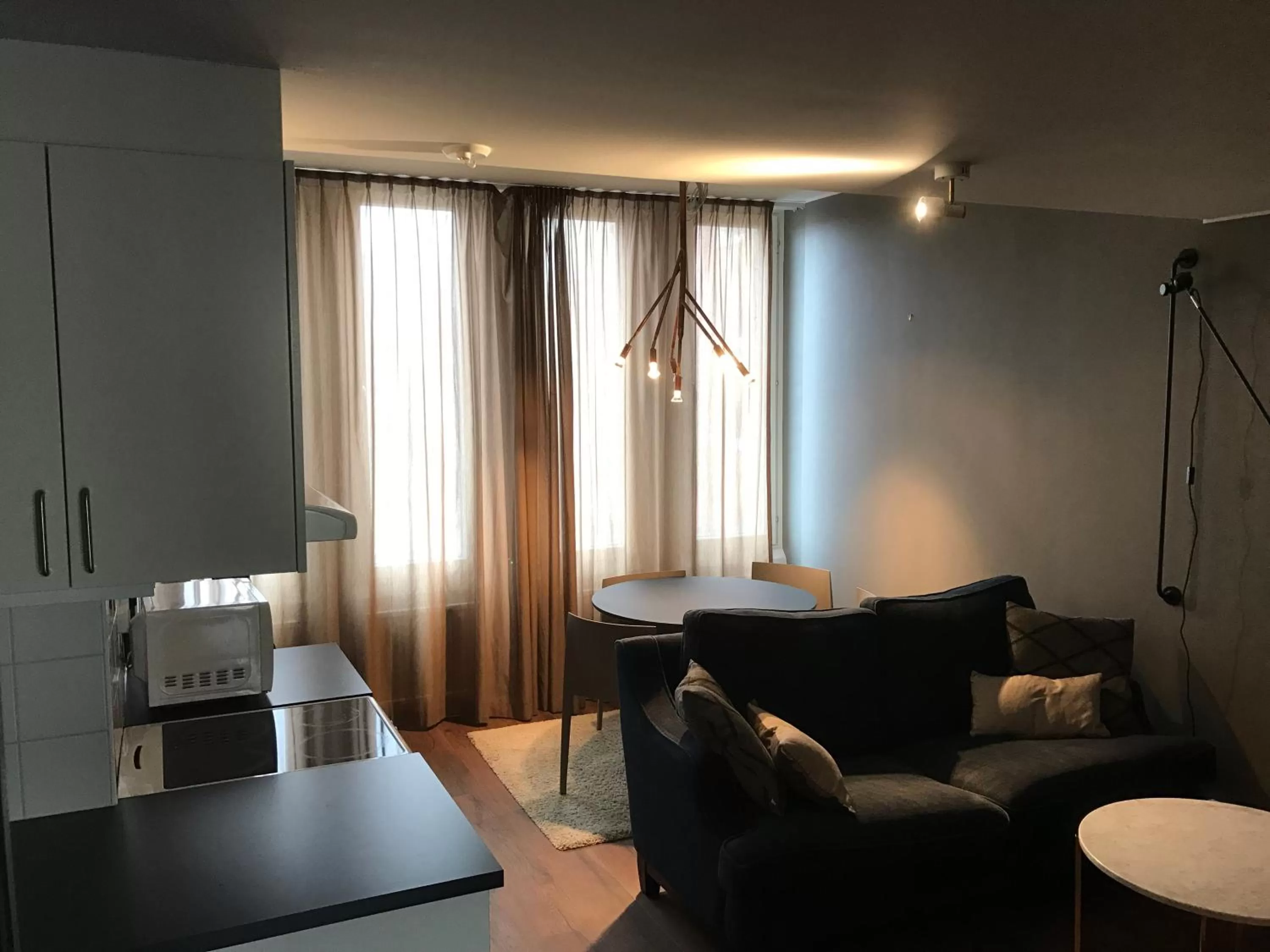 Kitchen or kitchenette in First Hotel Central