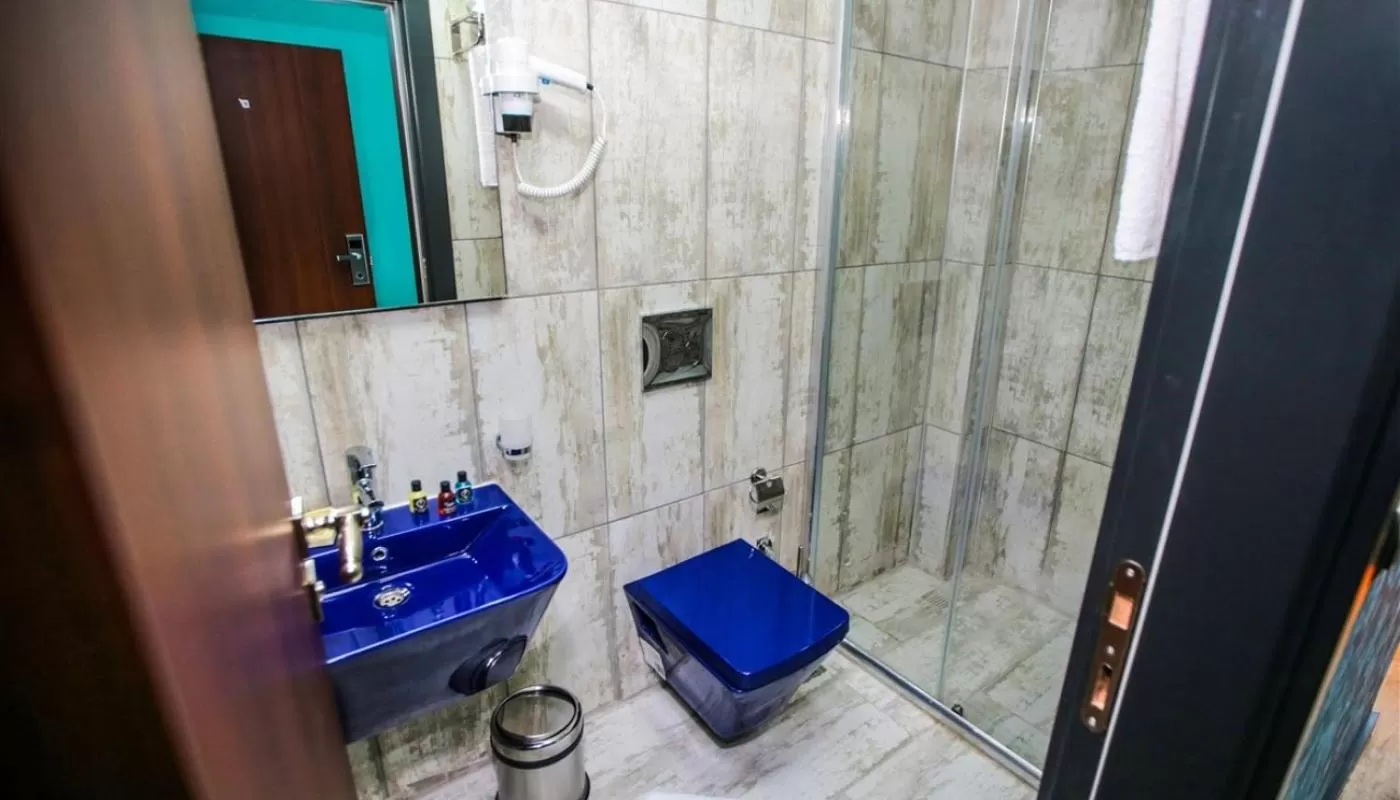 Bathroom in Borapark Otel