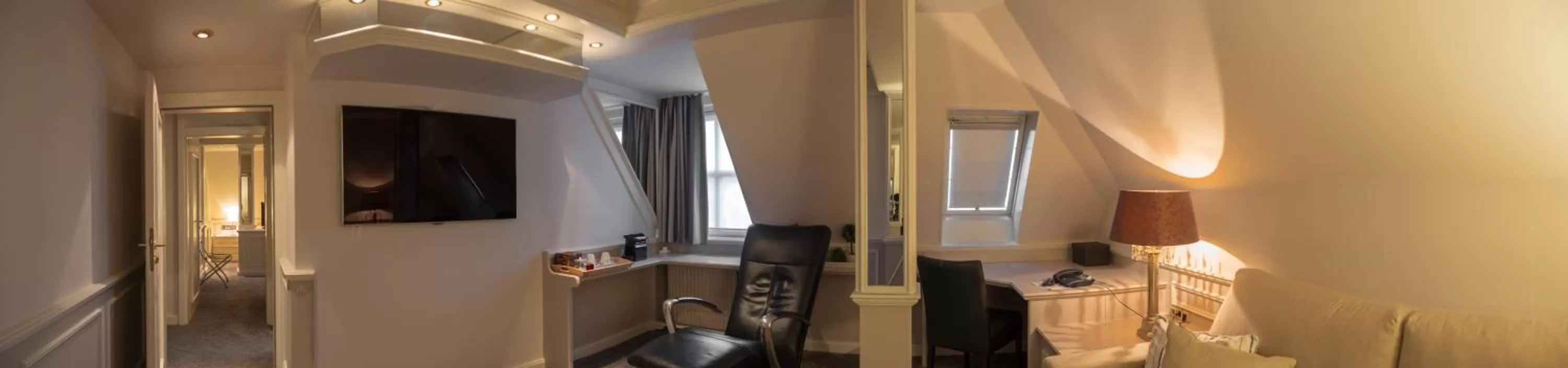 TV and multimedia, Bed in Hotel Lippischer Hof