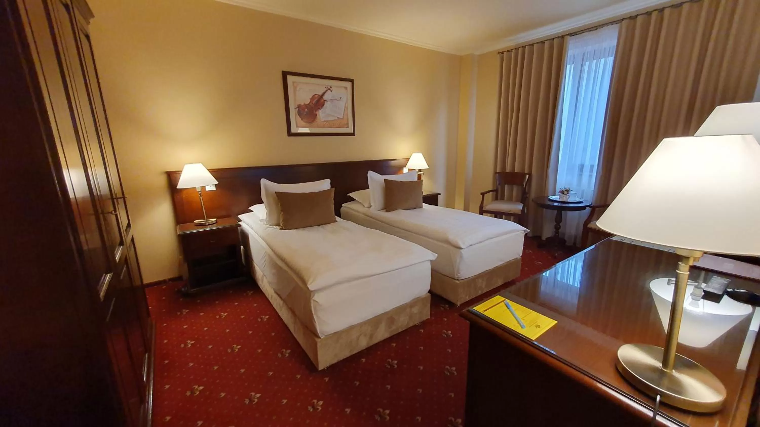 Photo of the whole room, Bed in Hotel Garden Club