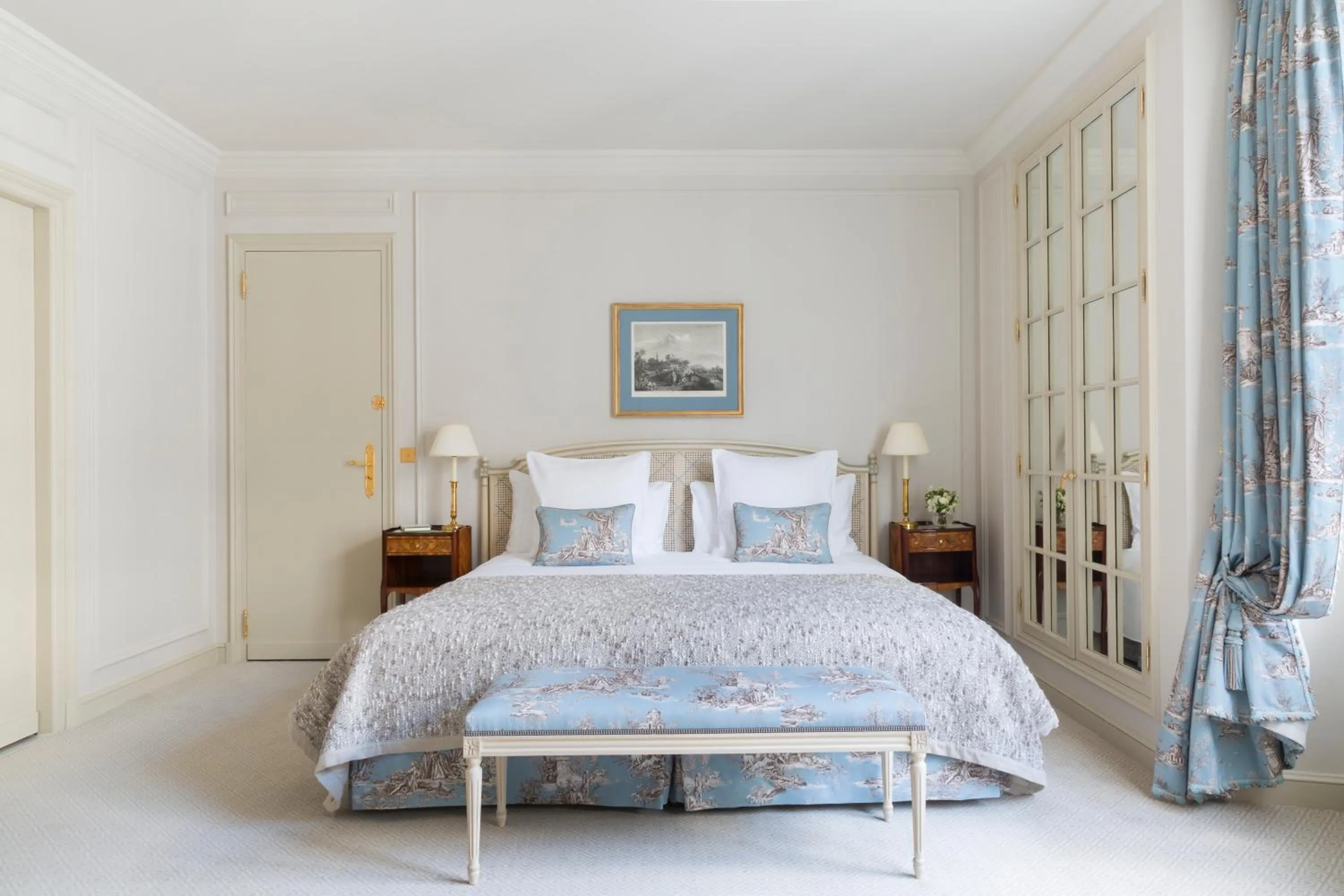 Bedroom, Bed in Le Bristol Paris, Oetker Hotels