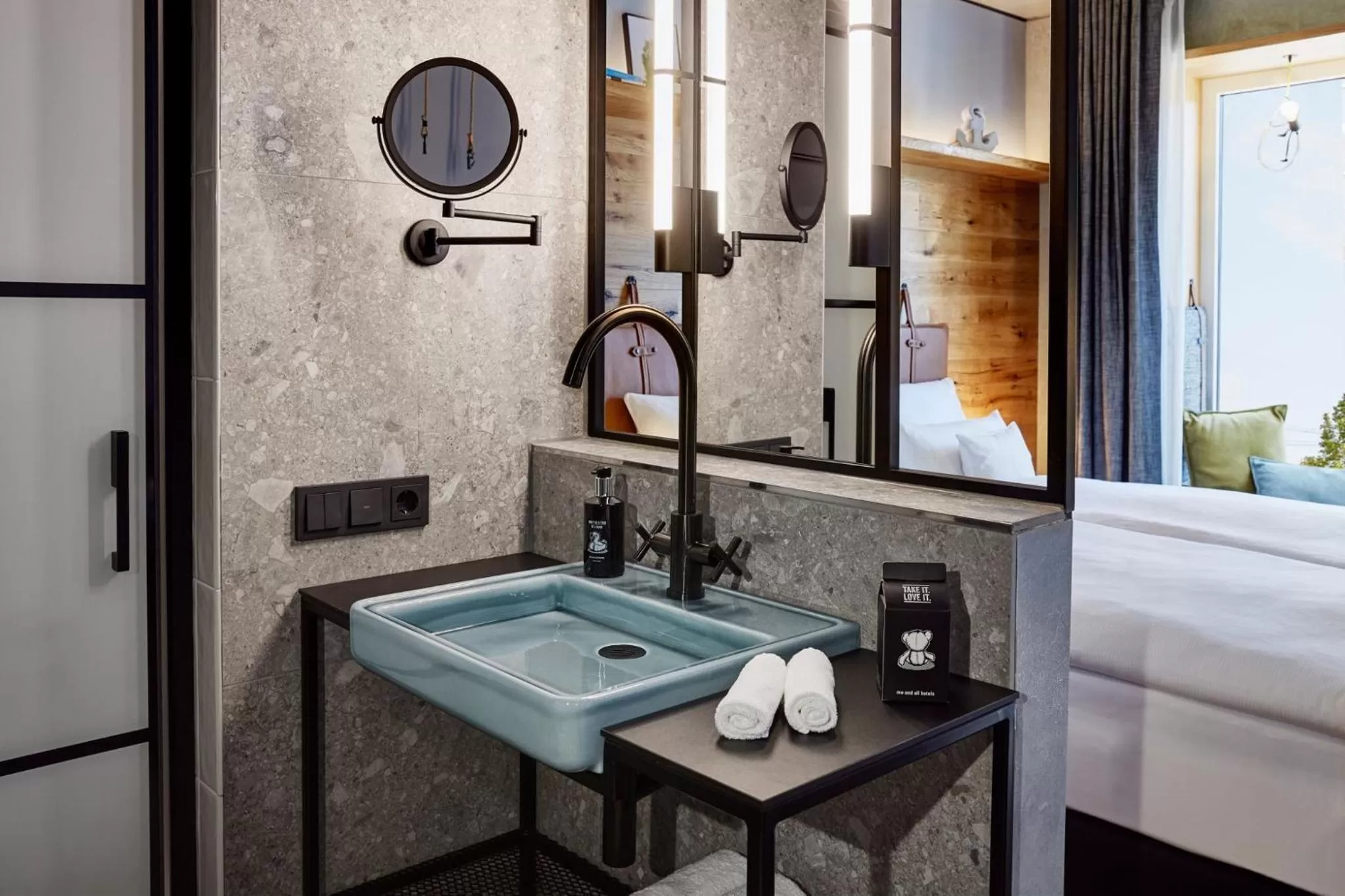 Bathroom in Me and All Hotel Kiel, by Hyatt