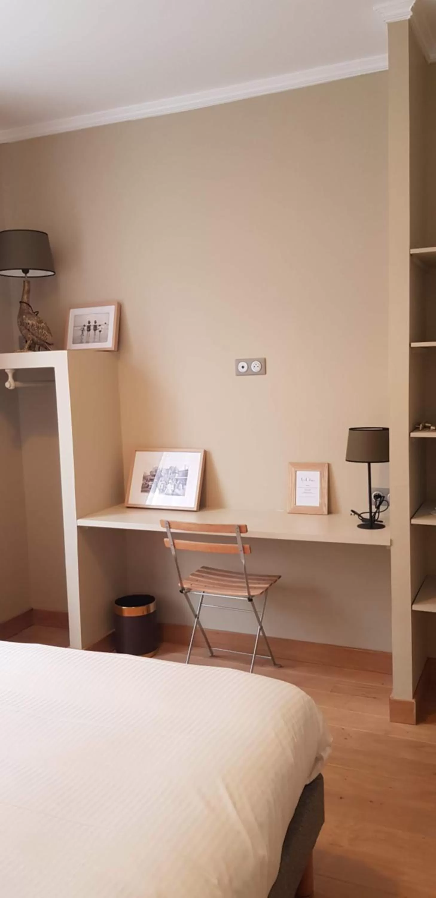 Bedroom, Bed in Les Cabines