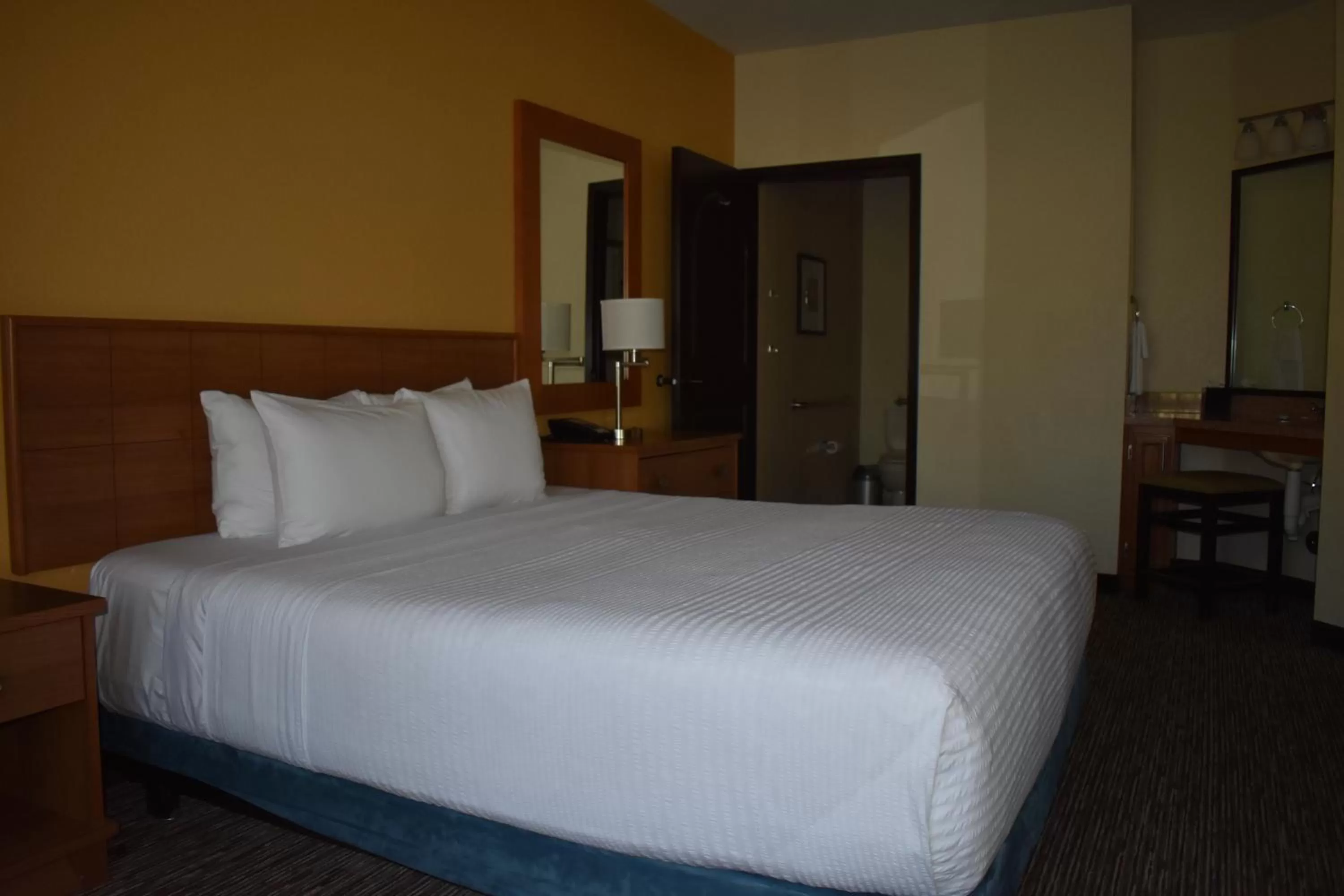 Bedroom, Bed in Studio 6 Carlsbad CA