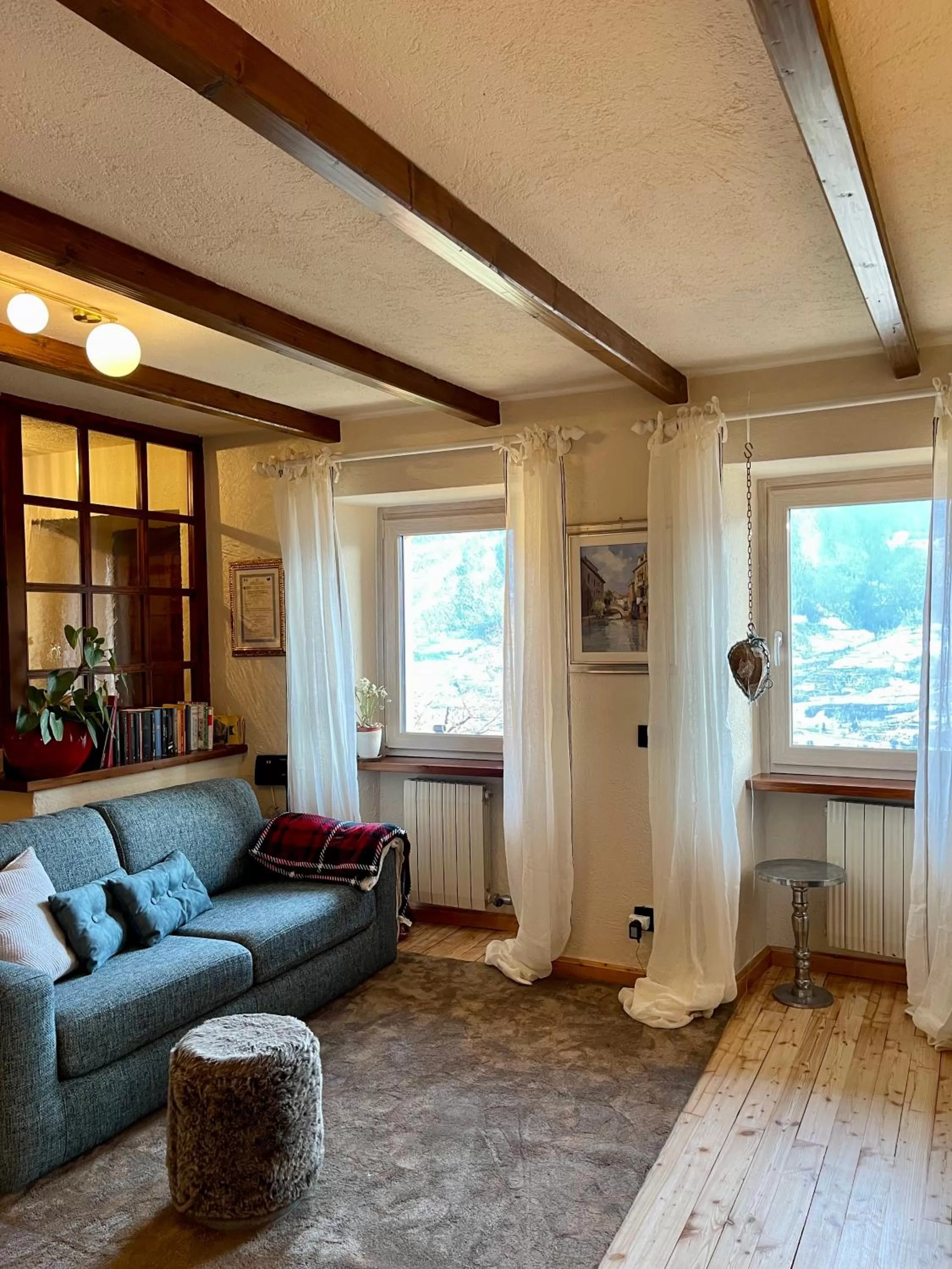 Living room, Seating Area in Grand Rive