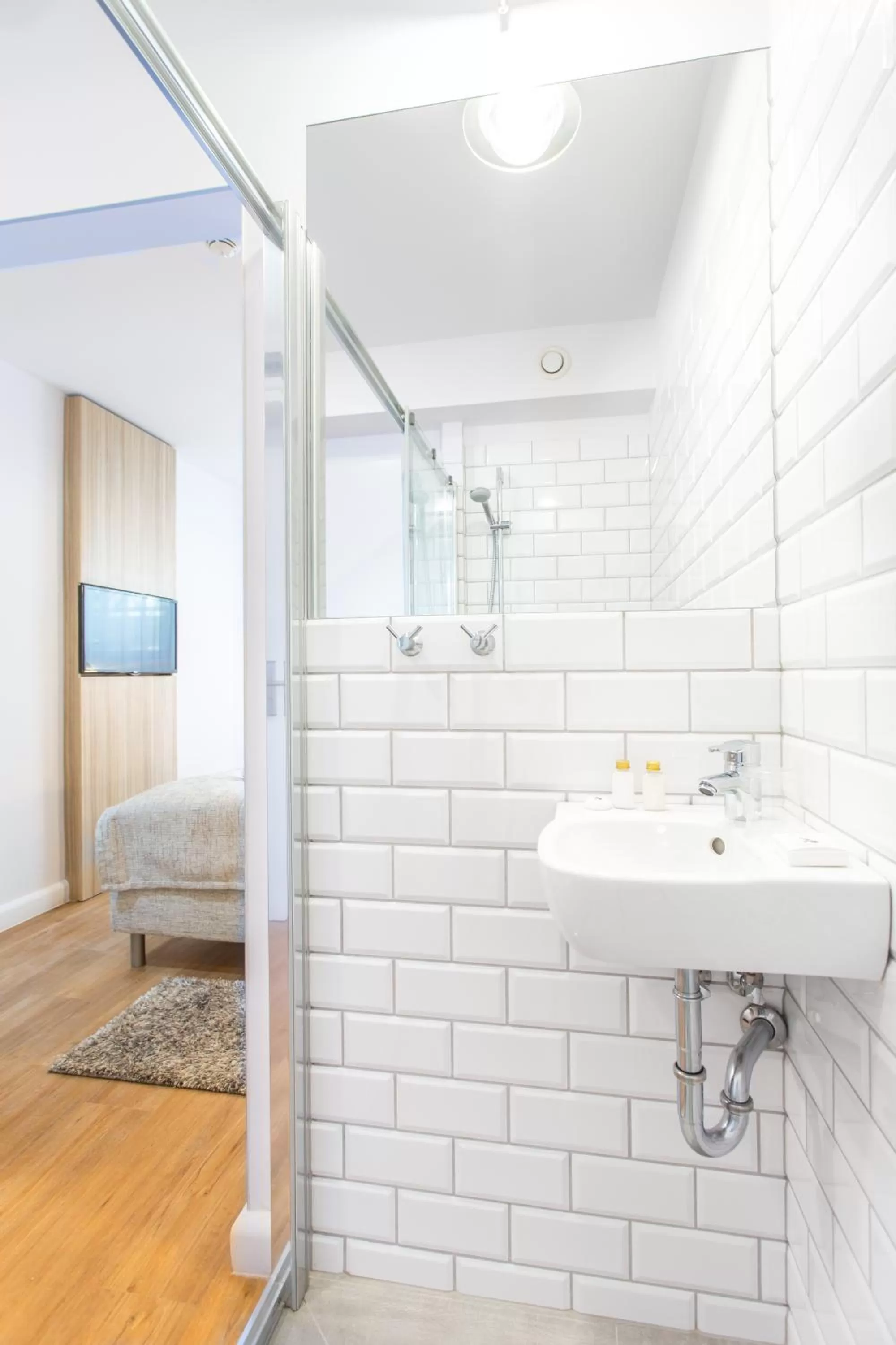 Photo of the whole room, Bed in Smart Hotel